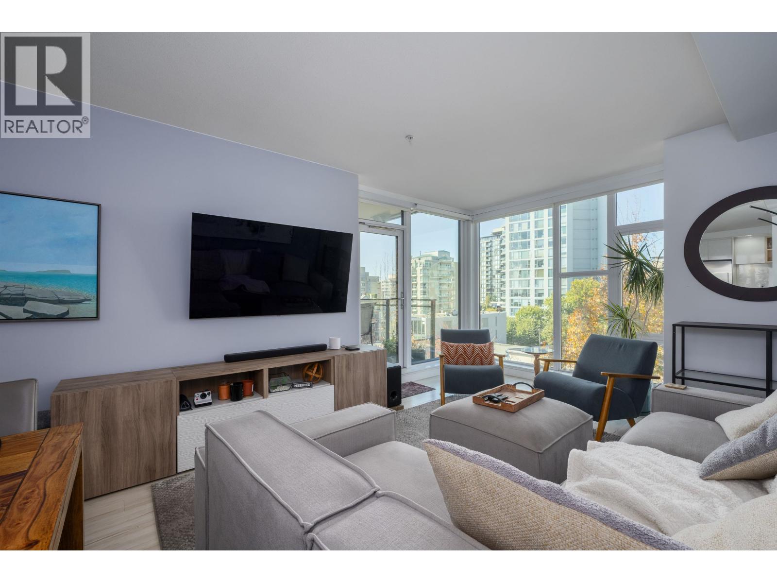 409 111 E 3rd Street, North Vancouver, British Columbia  V7L 0C6 - Photo 4 - R3174616