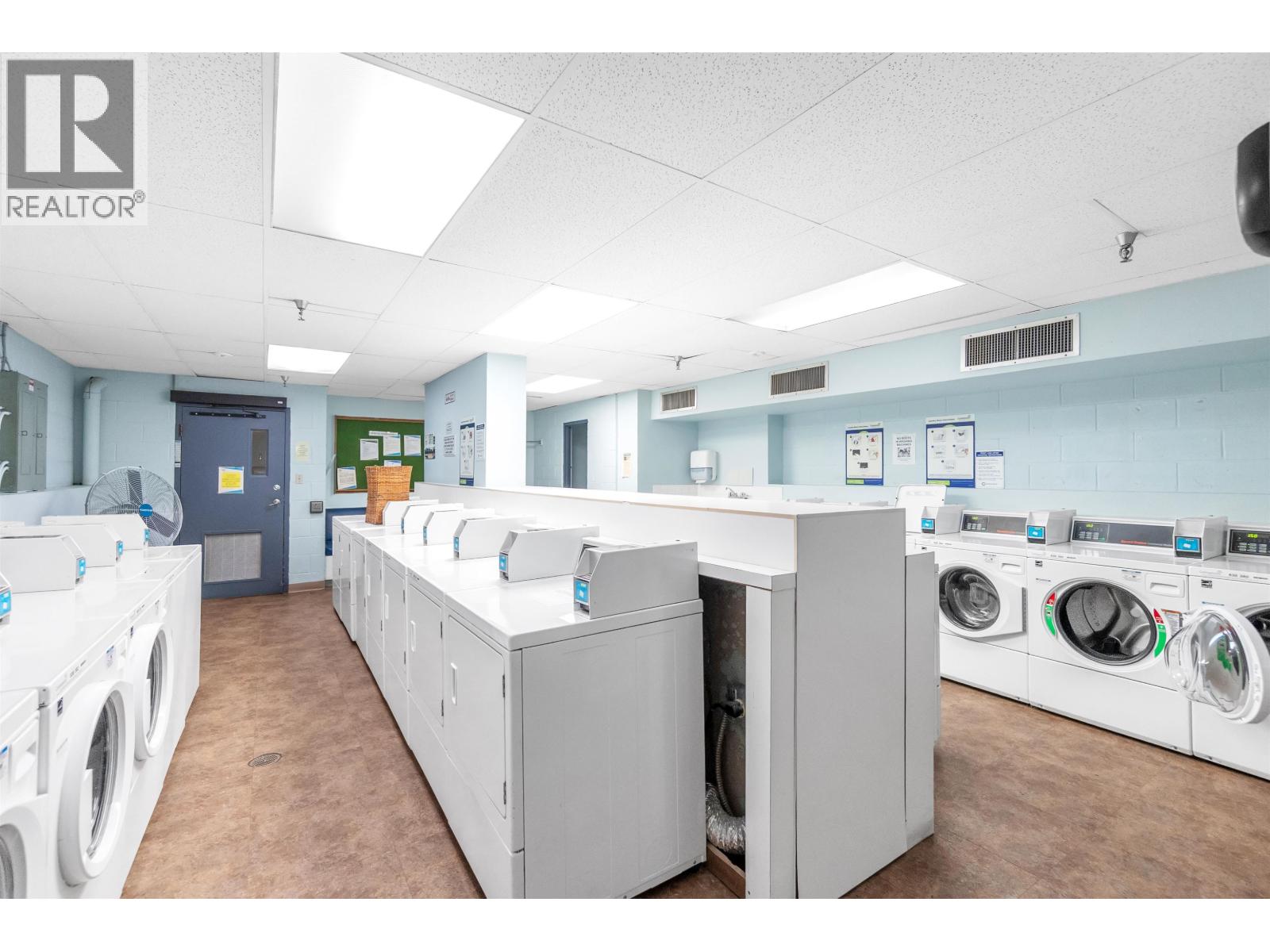 1207 2016 Fullerton Avenue, North Vancouver, British Columbia  V7P 3E6 - Photo 30 - R3174665