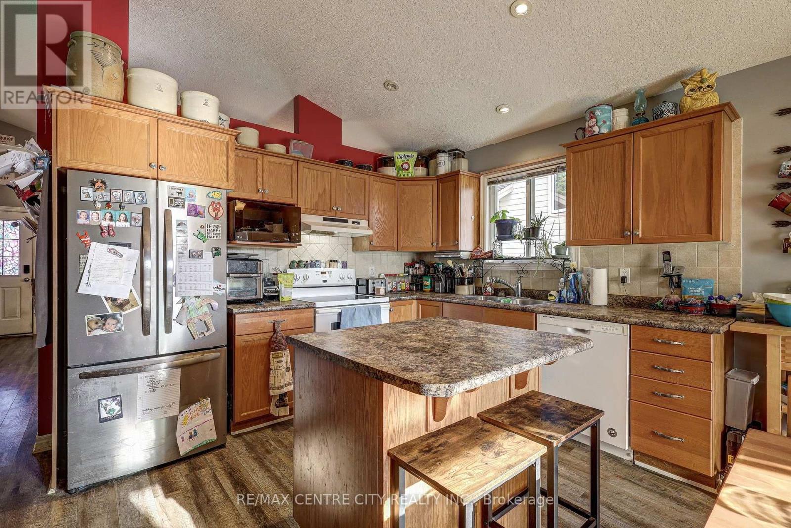 26 Glenview Court, St. Thomas, Ontario  N5P 4N9 - Photo 25 - X13775014
