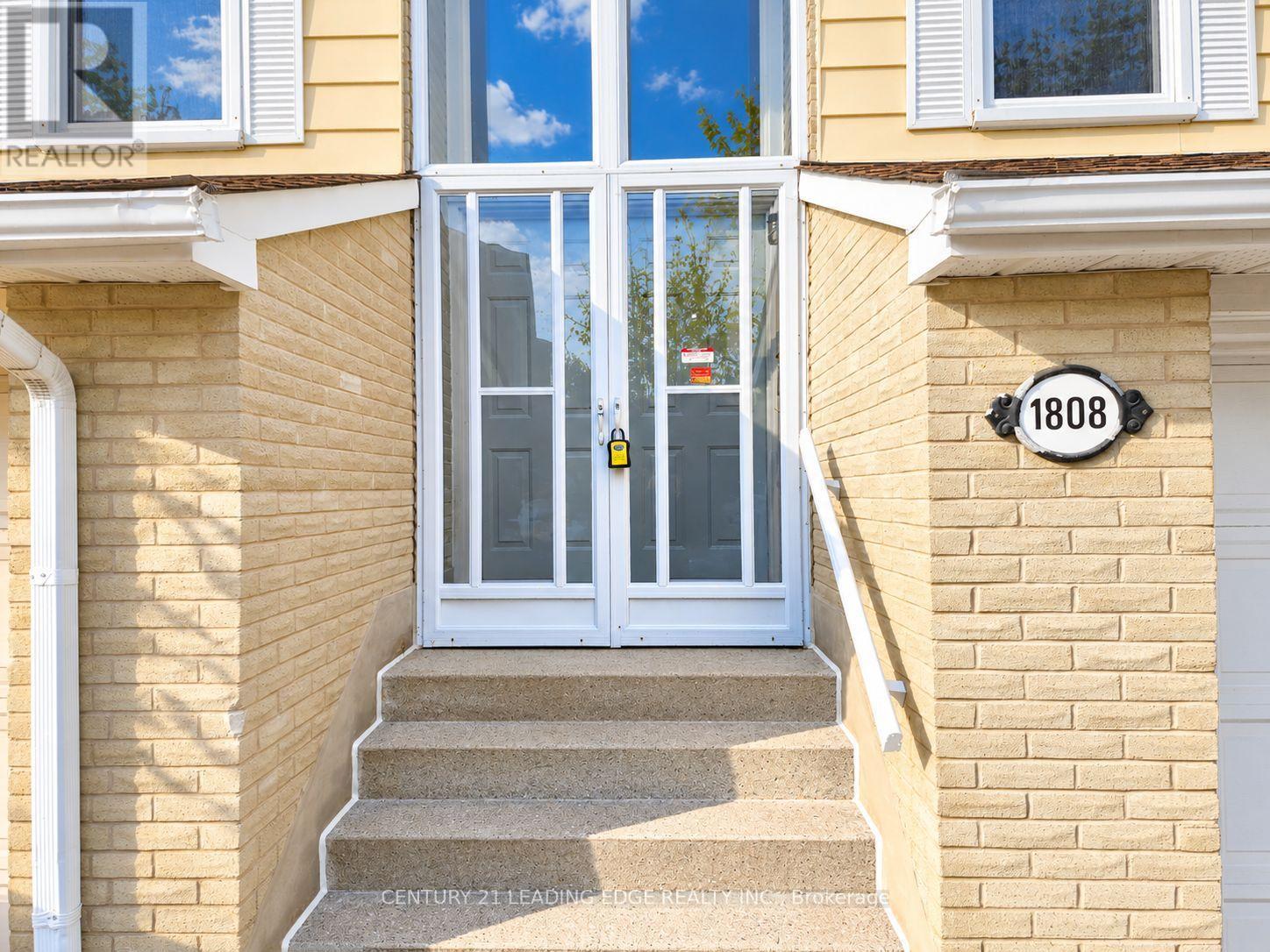 1808 John Street, Markham, Ontario  L3T 1Y9 - Photo 2 - N14027888