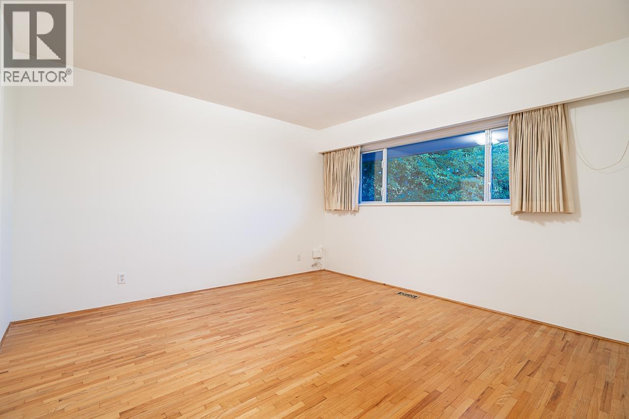 2265 Inglewood Avenue, West Vancouver, British Columbia  V7V 1Z7 - Photo 12 - R3174634