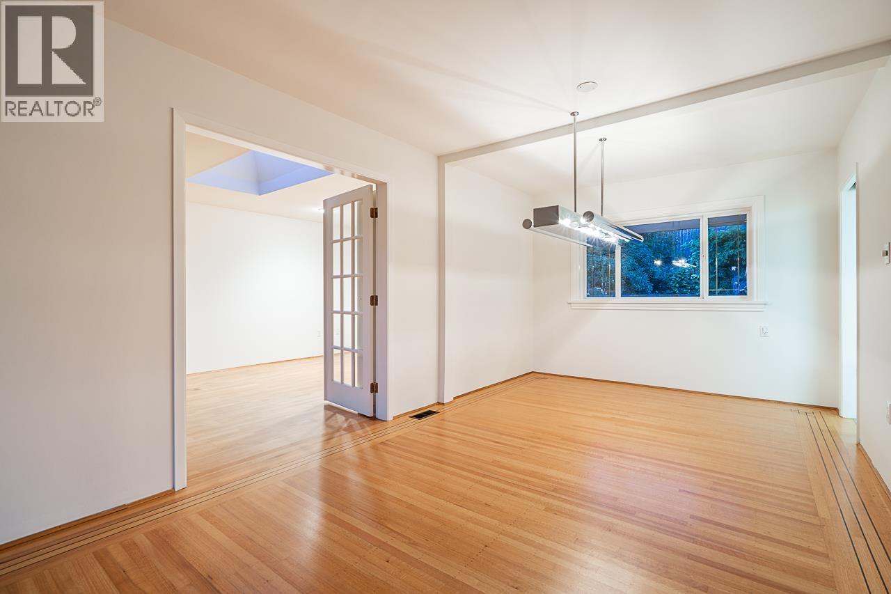 2265 Inglewood Avenue, West Vancouver, British Columbia  V7V 1Z7 - Photo 8 - R3174634