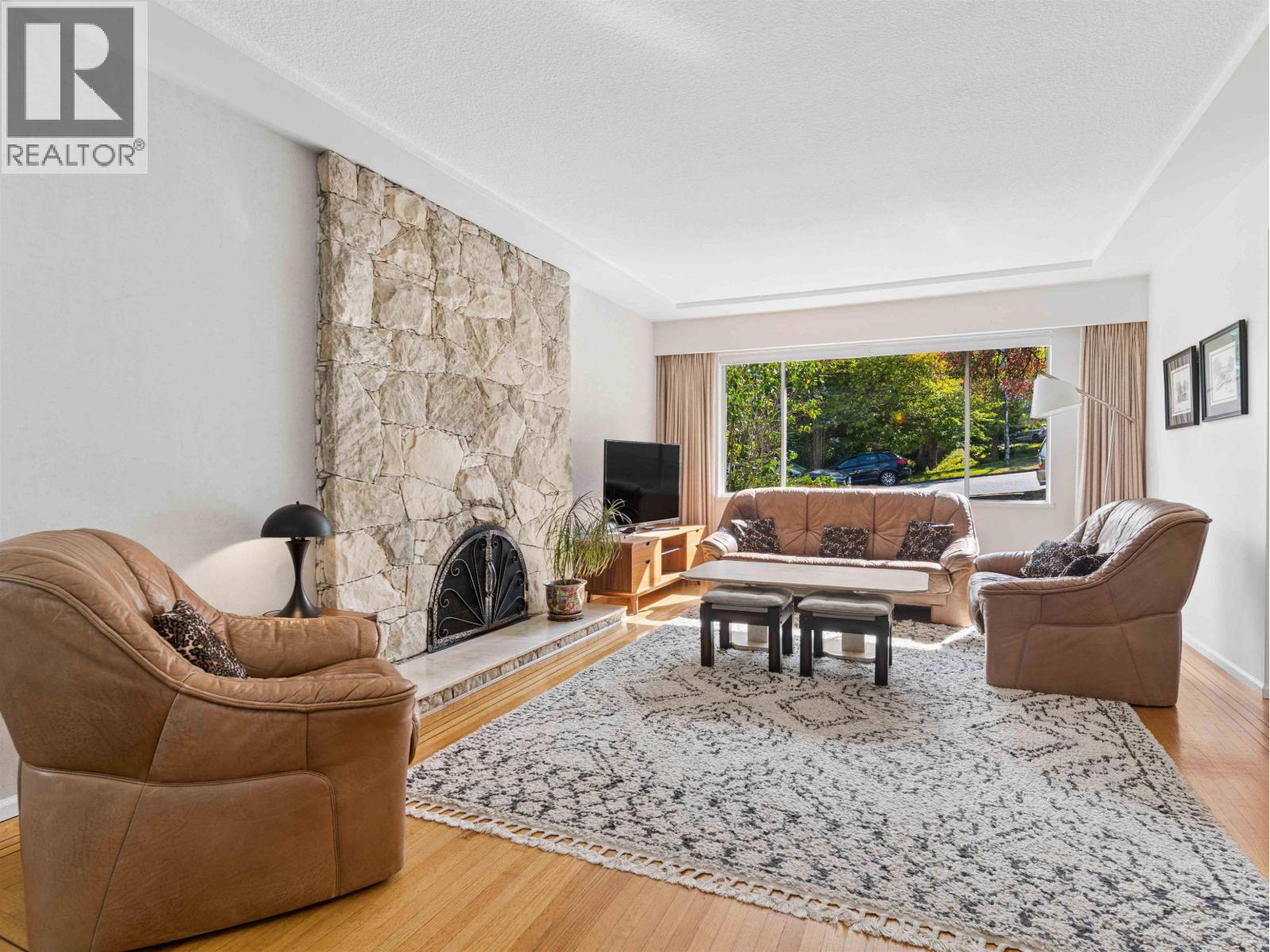2925 W 24TH AVENUE, Vancouver, British Columbia