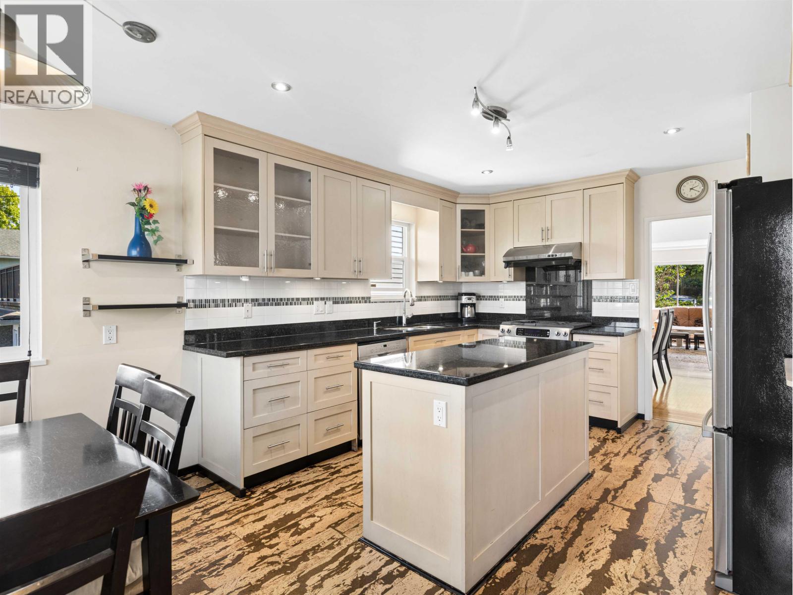 2925 W 24th Avenue, Vancouver, British Columbia  V6L 1R5 - Photo 6 - R3174667