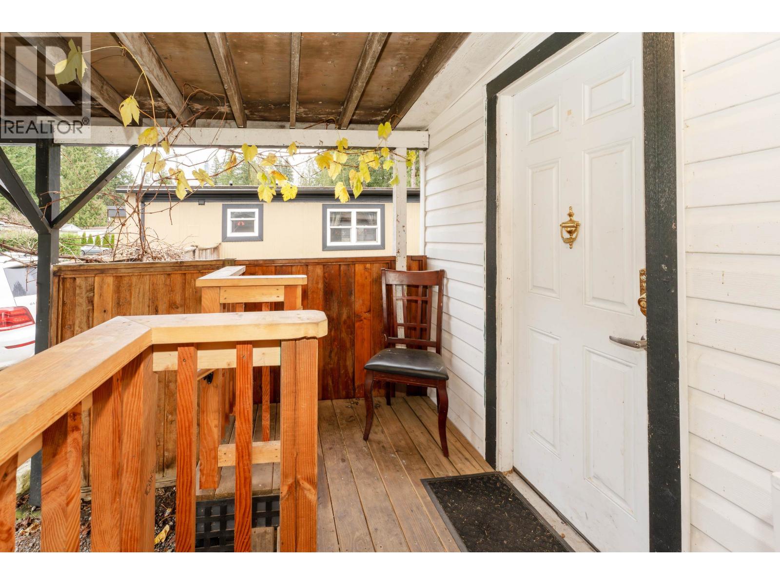 23252 Calvin Crescent, Maple Ridge, British Columbia  V2X 4S3 - Photo 4 - R3174675