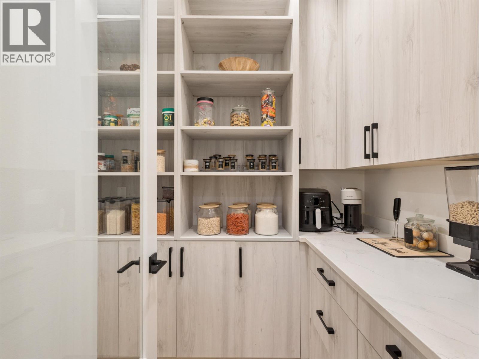 1260 Plateau Drive, North Vancouver, British Columbia  V7P 2J4 - Photo 6 - R3174677