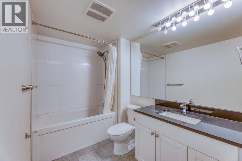 210 2915 Glen Drive, Coquitlam, British Columbia  V3B 7H8 - Photo 12 - R3174647