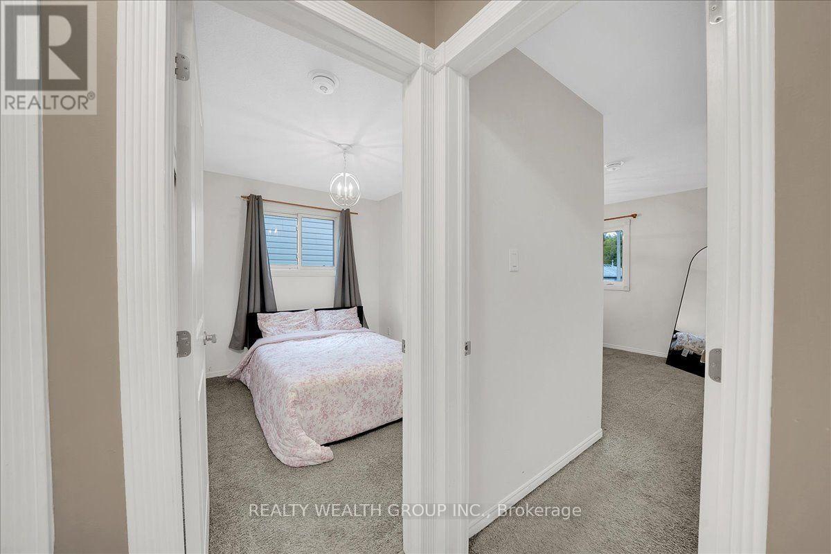 11 Bristow Court, Barrie (Allandale Heights), Ontario  L4N 6T1 - Photo 22 - S14027946