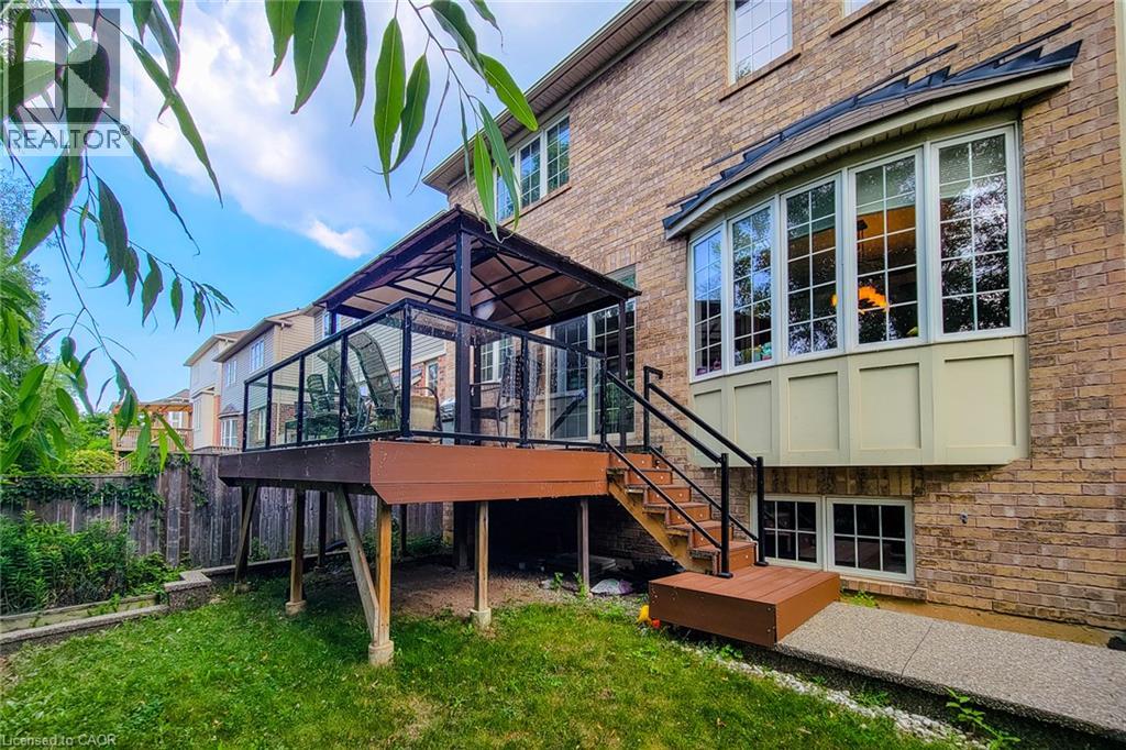 128 Montreal Circle, Stoney Creek, Ontario  L8E 0C8 - Photo 4 - 40870925