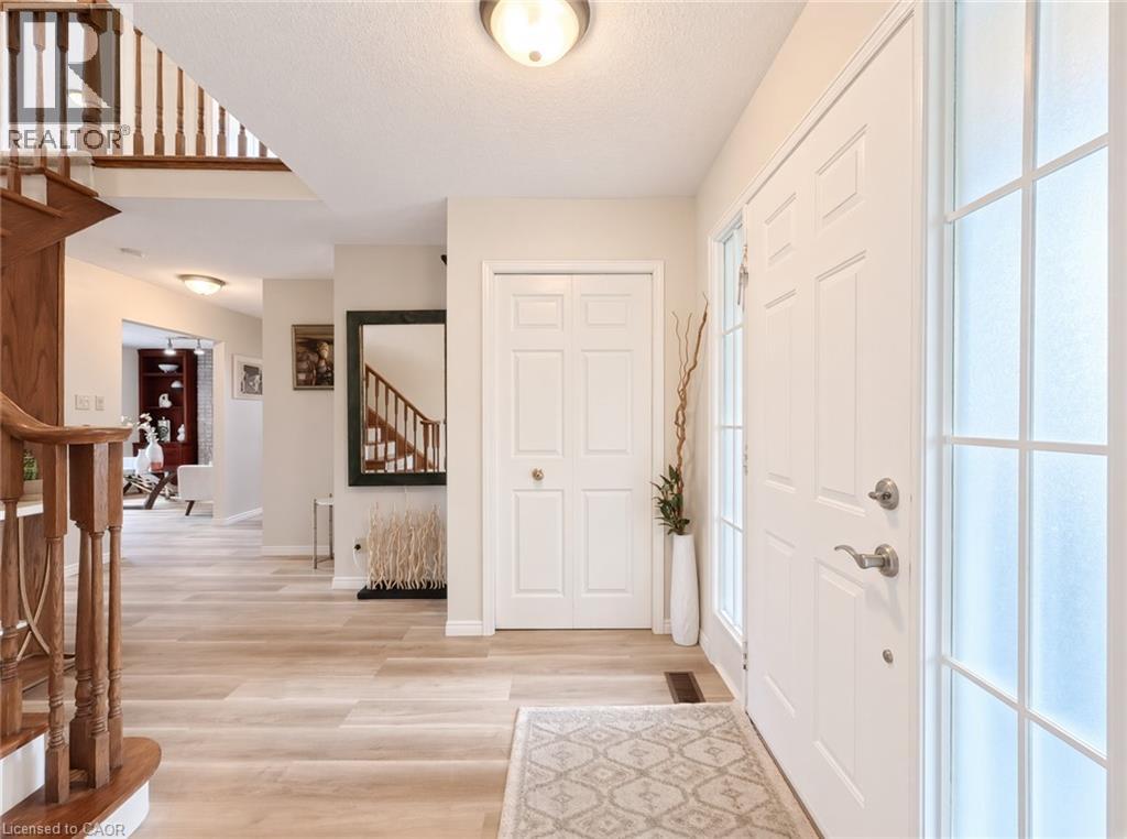 488 Heather Hill Place, Waterloo, Ontario N2T 1H7 - Photo 7 - 40870916