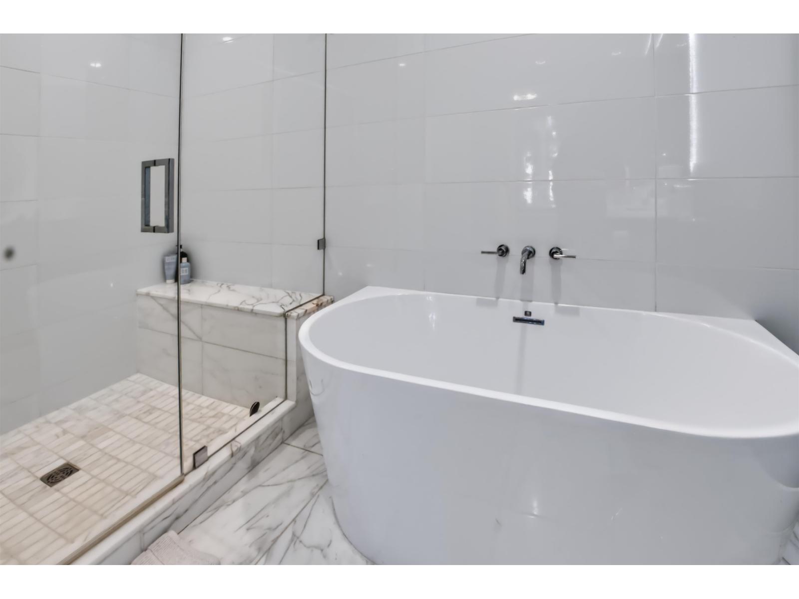 206 1501 Vidal Street, White Rock, British Columbia  V4B 0B5 - Photo 19 - R3174128