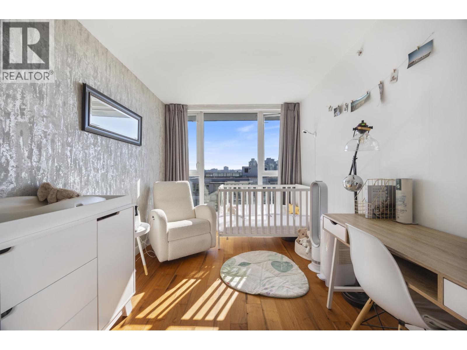 Ph9 188 Keefer Street, Vancouver, British Columbia  V6A 0E3 - Photo 17 - R3174611