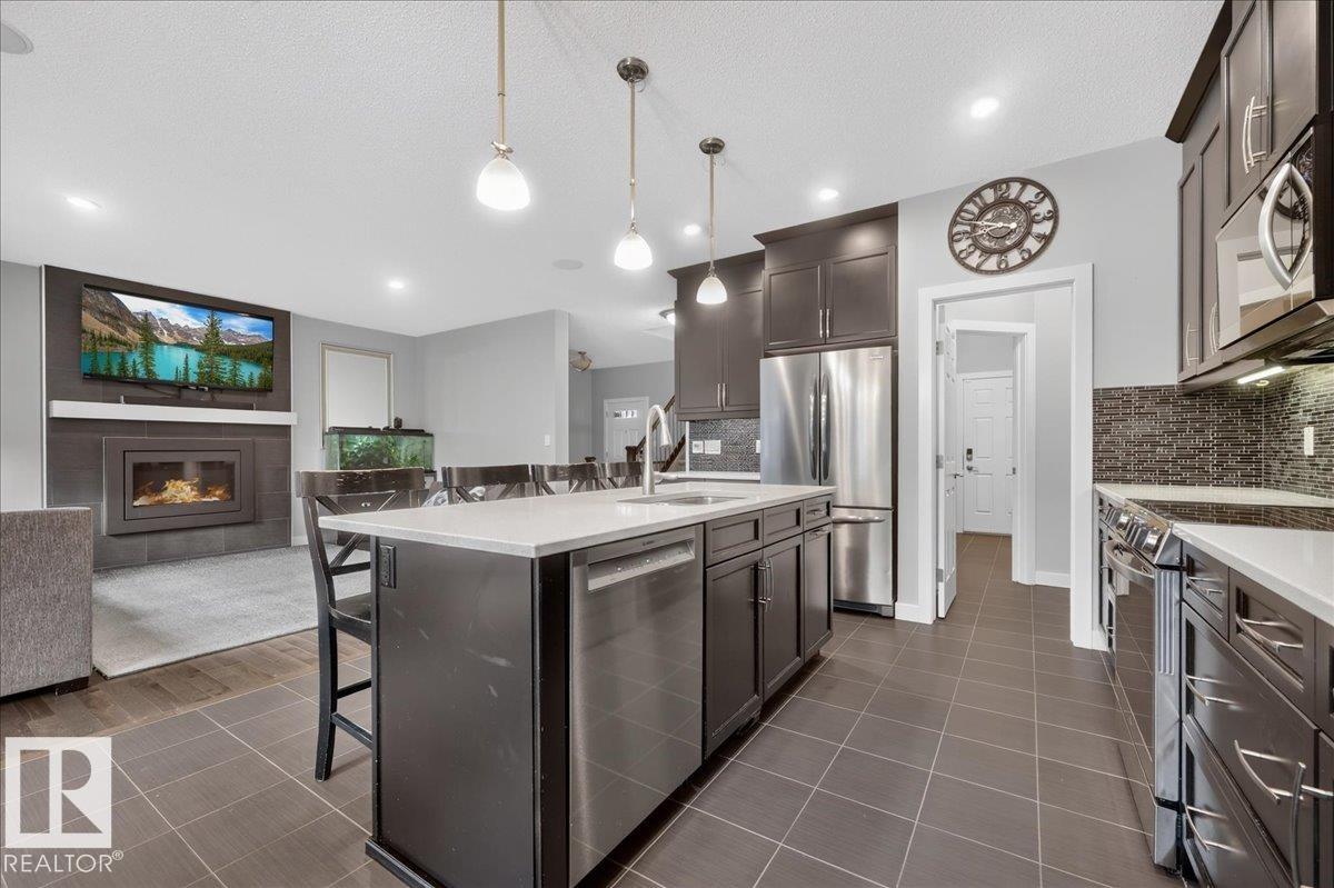 6703 20 Av Sw, Edmonton, Alberta  T6X 0T4 - Photo 3 - E4512119