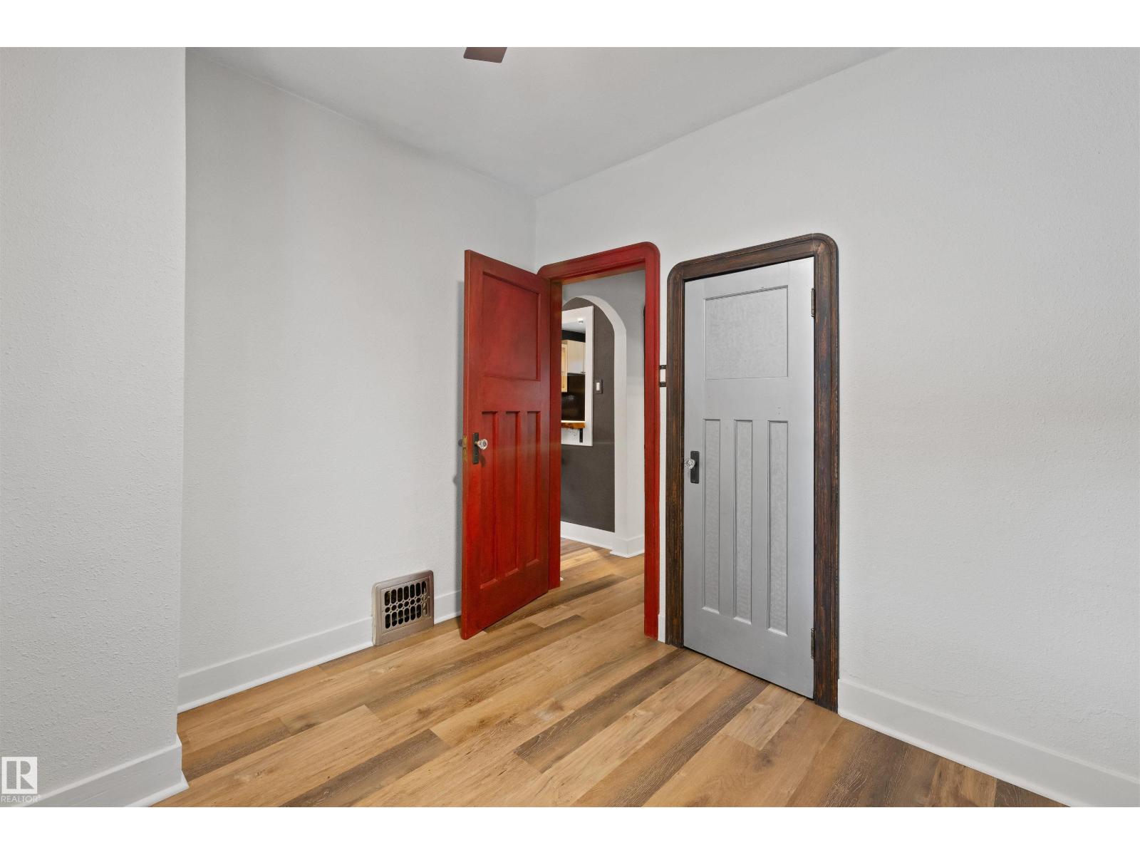 11414 84 ST NW