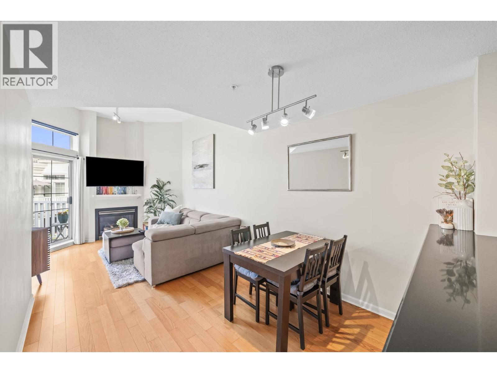413 147 E 1st Street, North Vancouver, British Columbia  V7L 1B2 - Photo 12 - R3174679