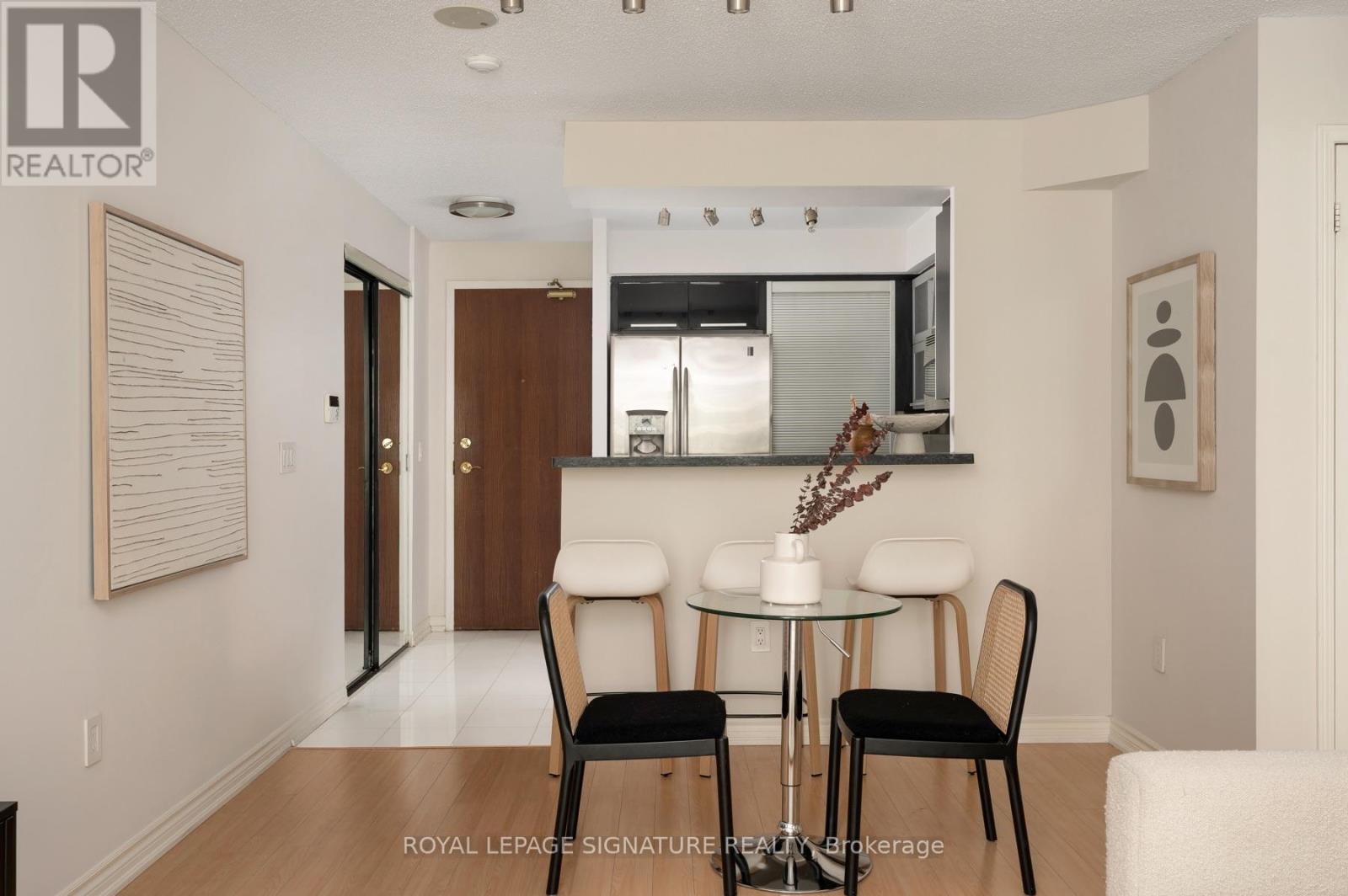 601 - 17 Michael Power Place, Toronto, Ontario  M9A 5G5 - Photo 6 - W14027860