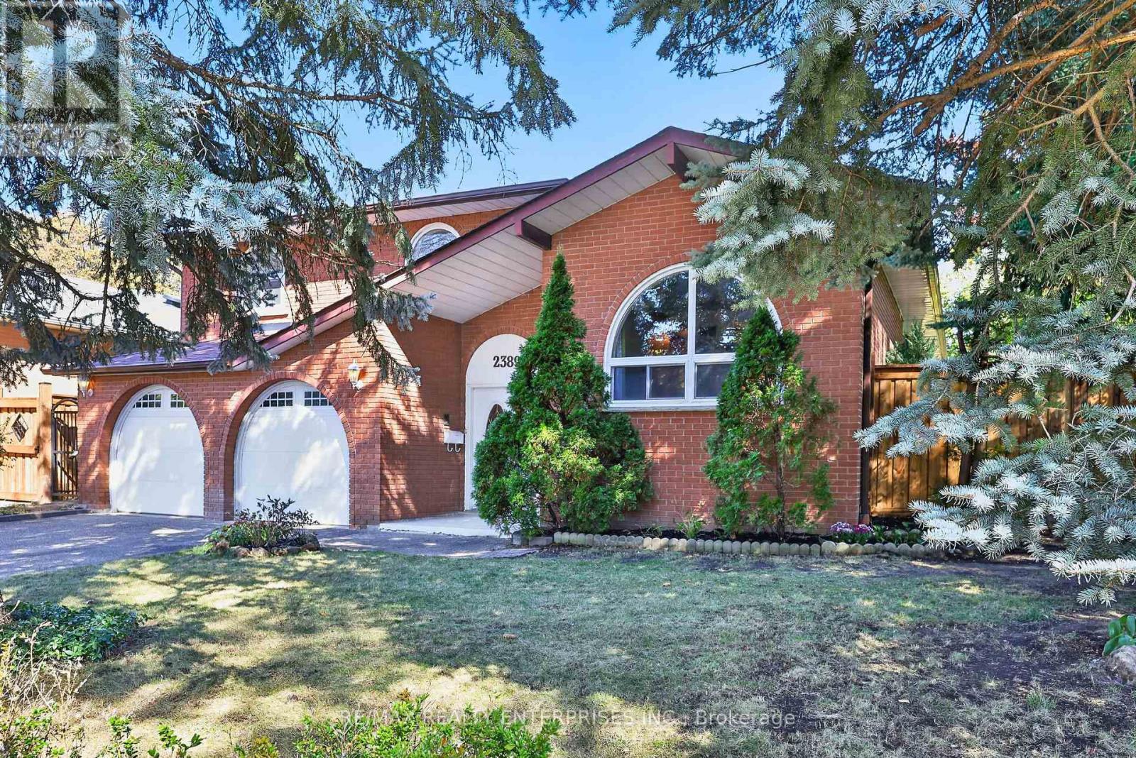 2389 FRAYNE COURT Mississauga (Cooksville) Ontario Canada L5A3X7 2
