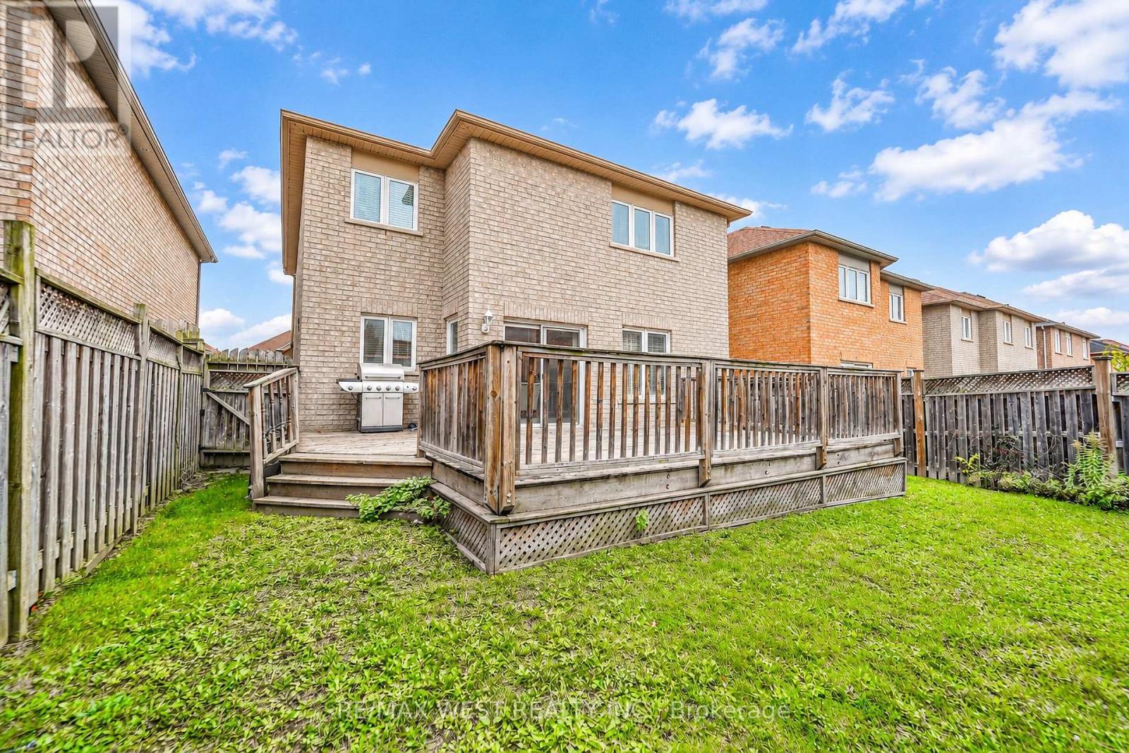 277 Queen Mary Drive, Brampton, Ontario  L7A 3L6 - Photo 10 - W14027938