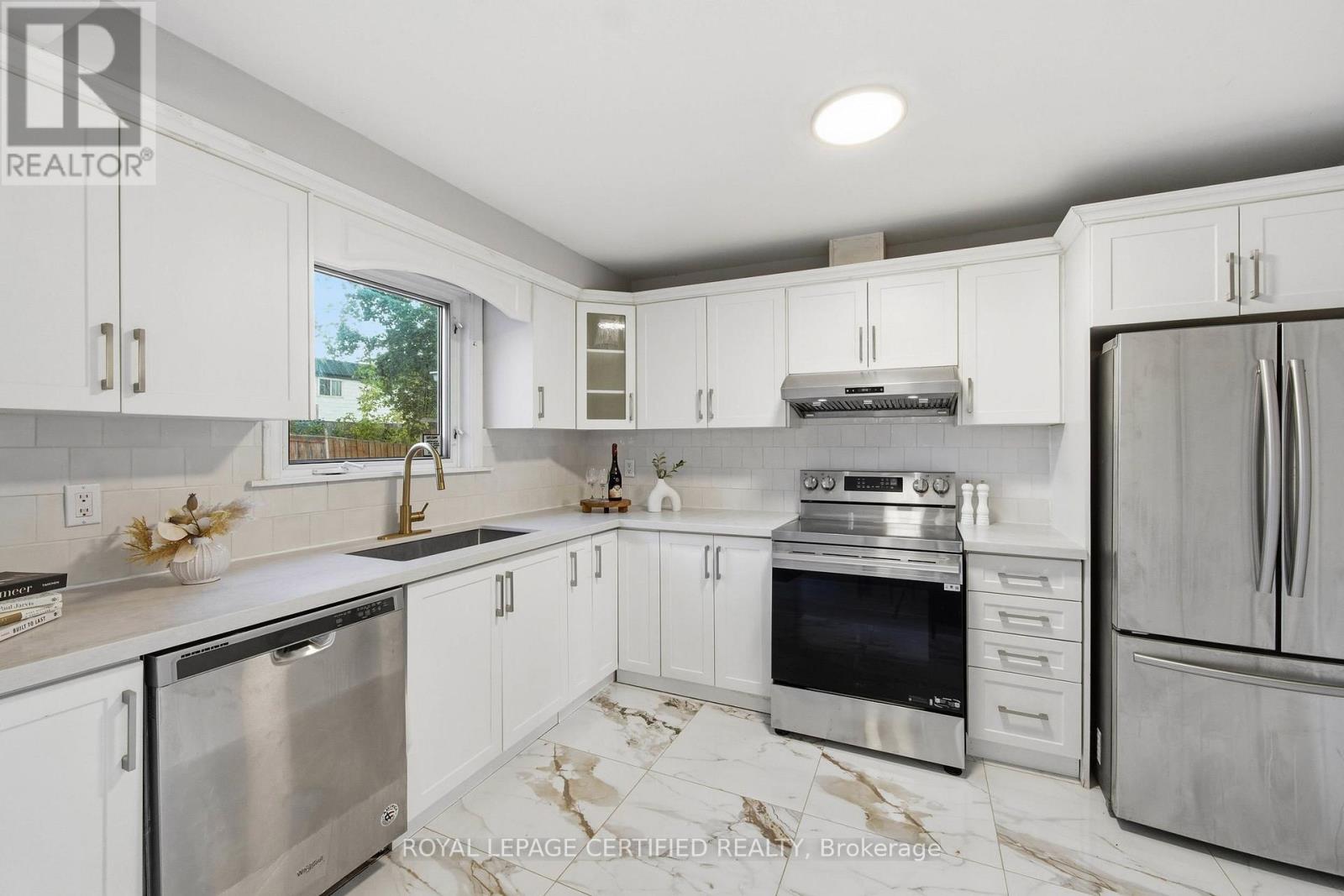 134 Hansen Road N, Brampton, Ontario  L6V 2G6 - Photo 8 - W14027940