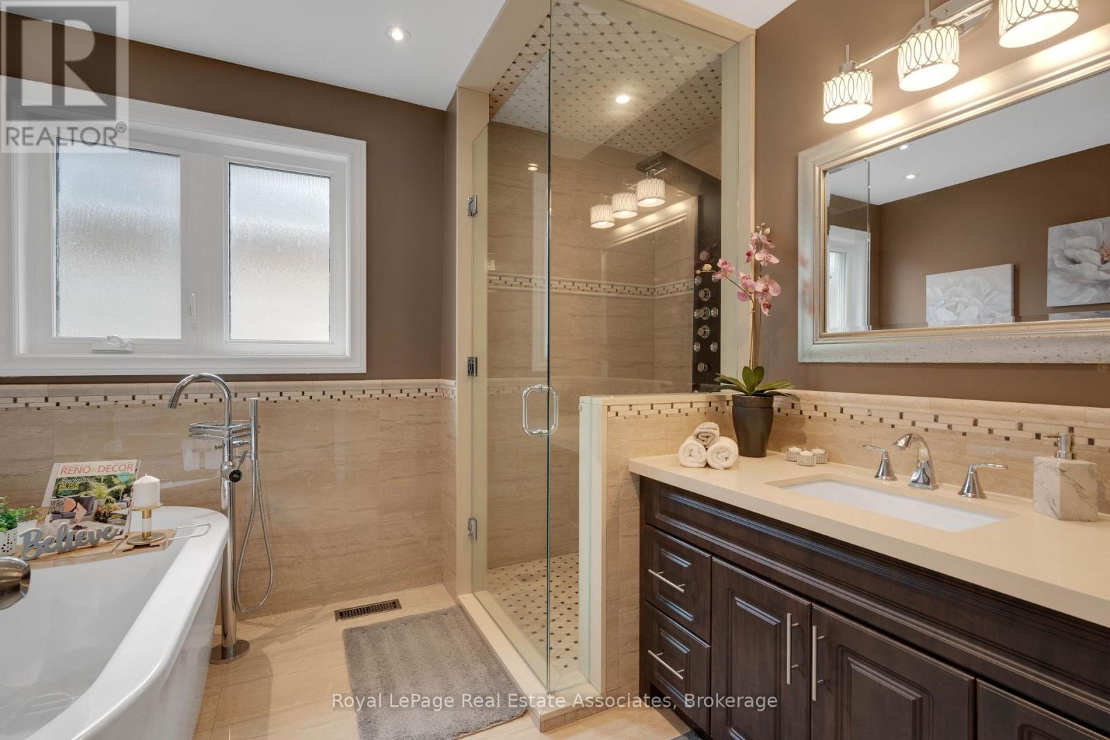 3840 Althorpe Circle, Mississauga, Ontario  L5N 7G5 - Photo 11 - W14027962