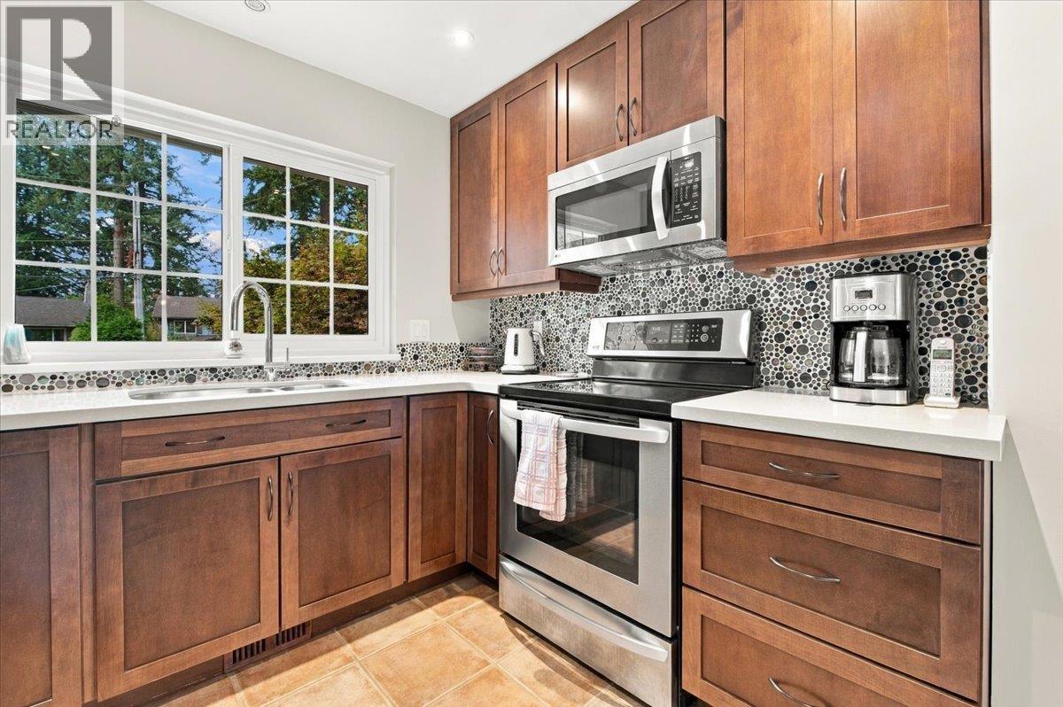 768 Browning Place, North Vancouver, British Columbia  V7H 1W9 - Photo 11 - R3174207
