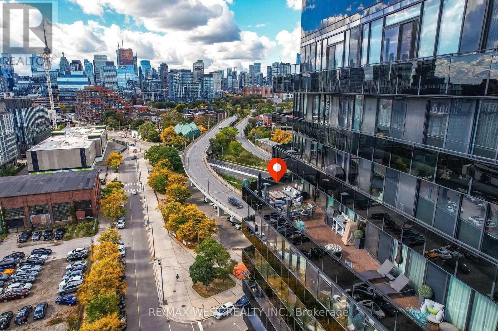 1002 - 21 Lawren Harris Square, Toronto, Ontario  M5A 0T4 - Photo 24 - C14027810