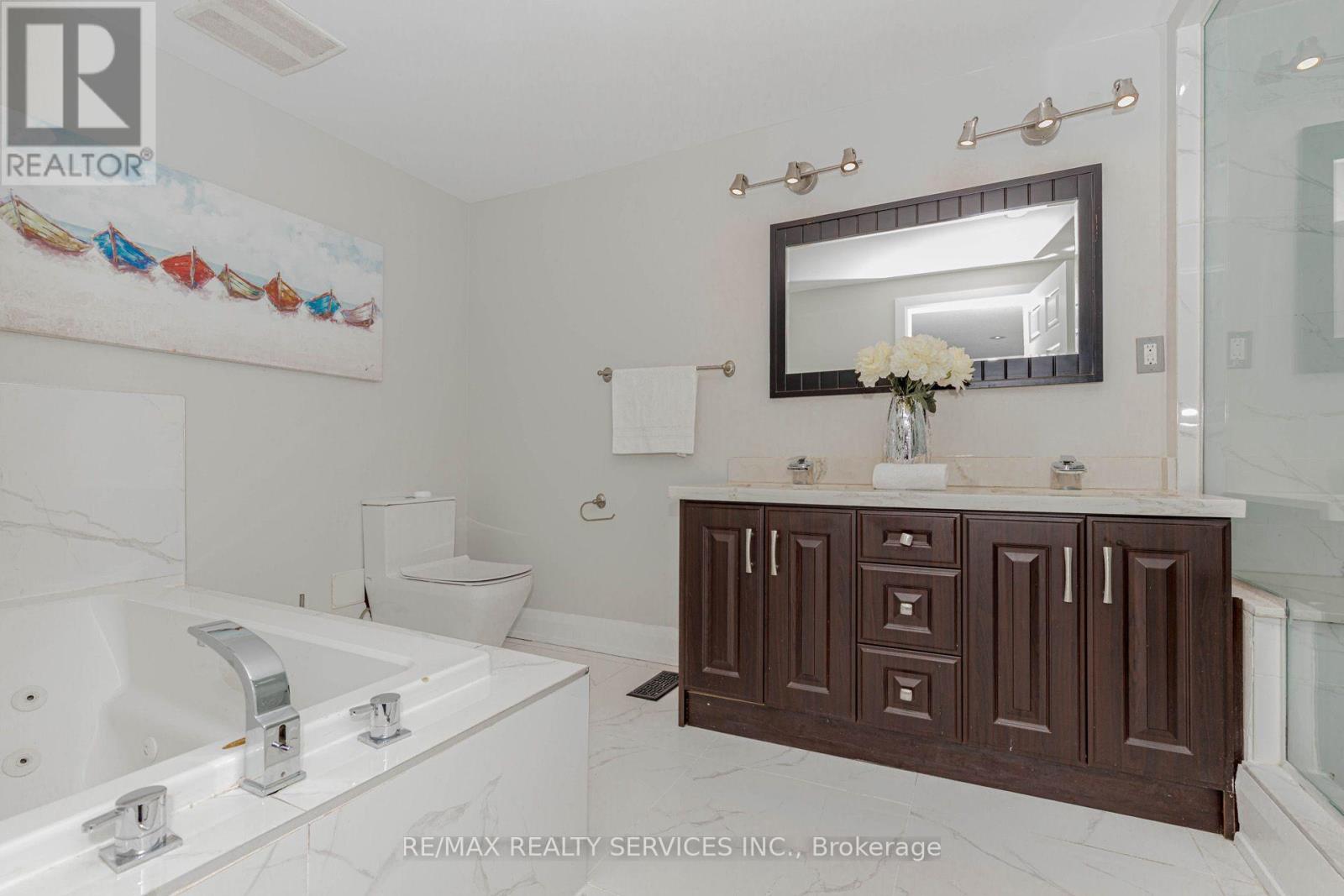 2 Gervais Drive, Brampton, Ontario  L6Y 2Z2 - Photo 29 - W14027794