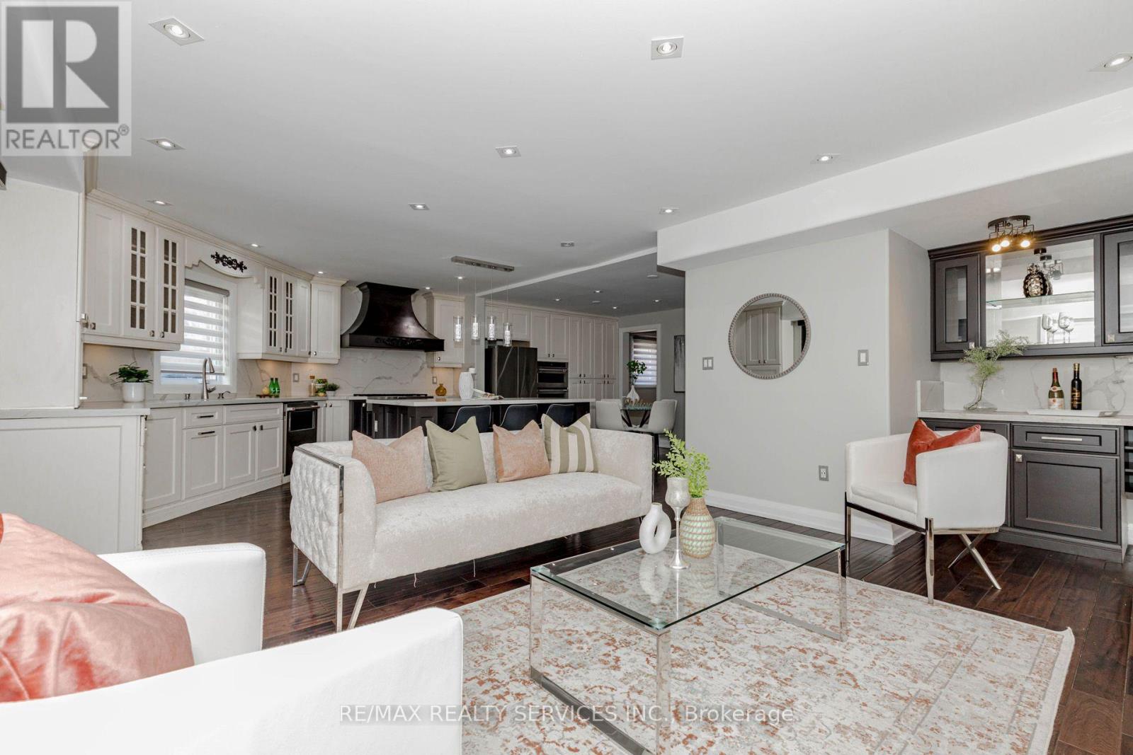 2 Gervais Drive, Brampton, Ontario  L6Y 2Z2 - Photo 24 - W14027794