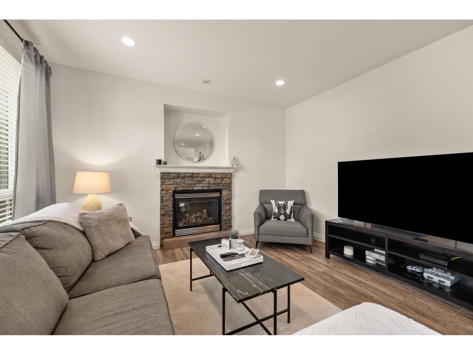 6155 REXFORD DRIVE|Promontory