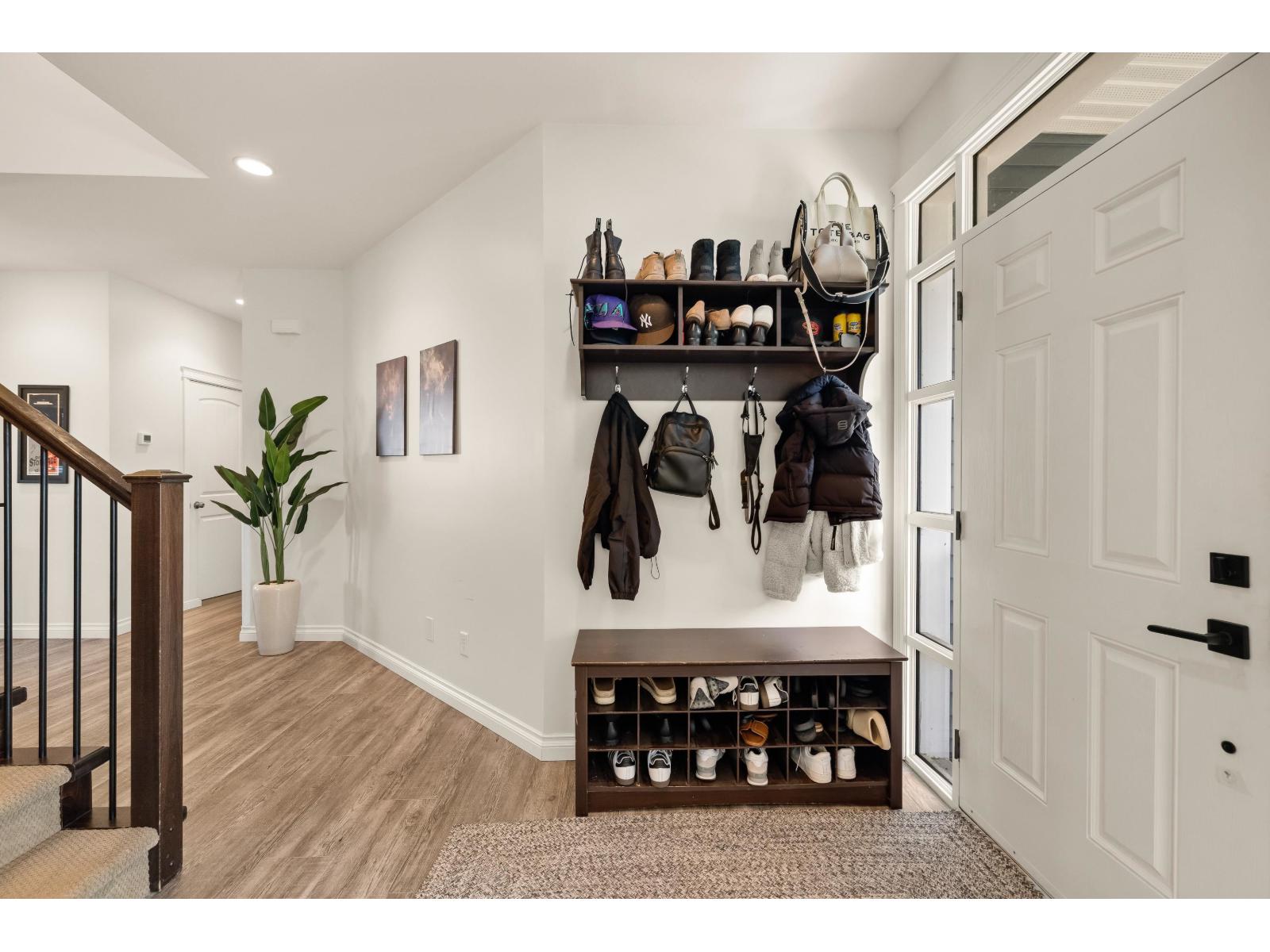6155 REXFORD DRIVE|Promontory