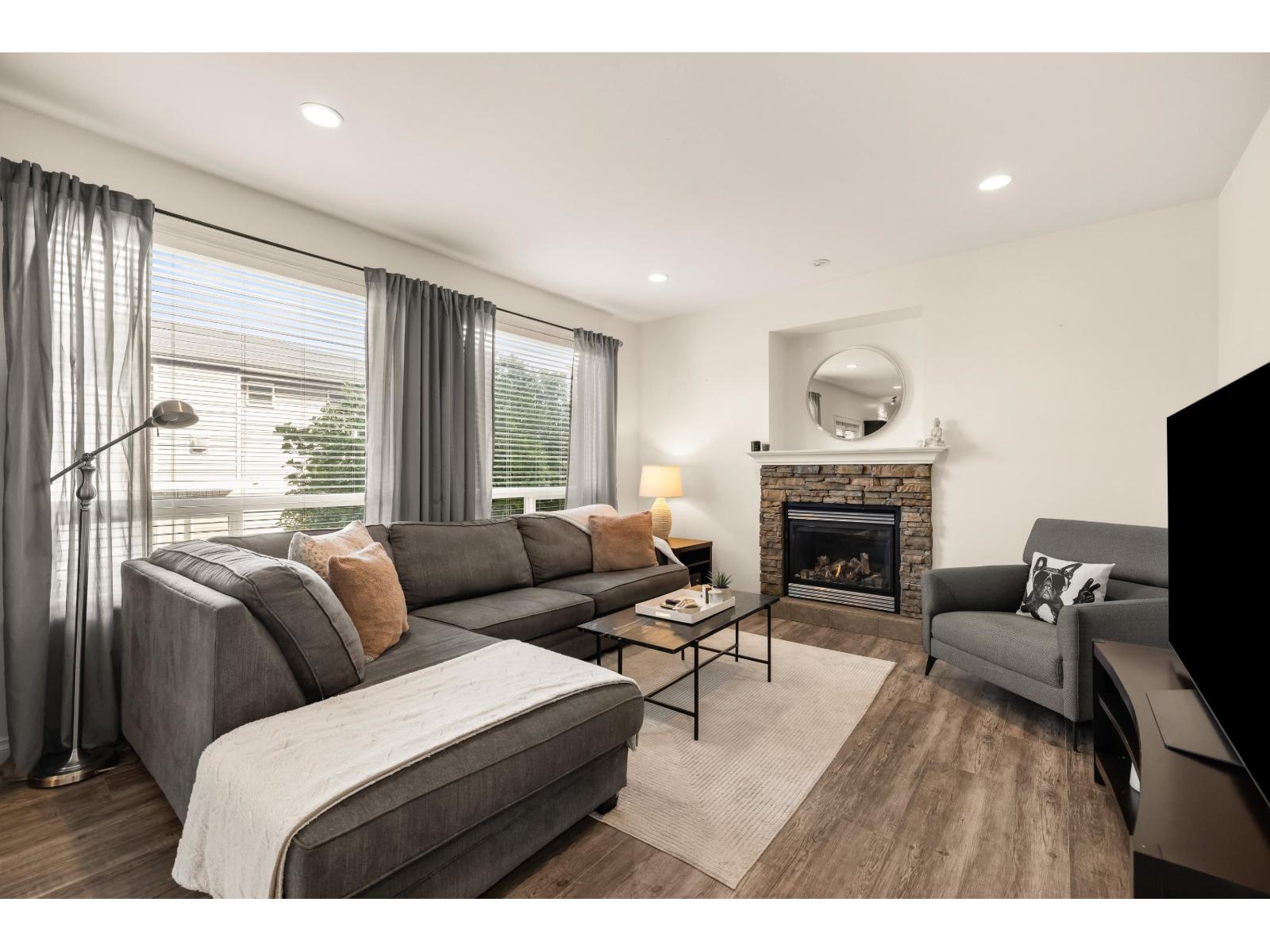 6155 REXFORD DRIVE|Promontory