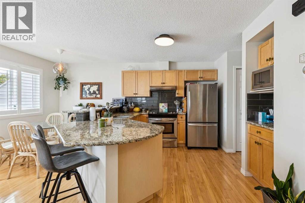 35 Royal Oak Gardens NW