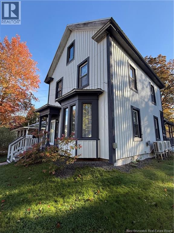 15 Veazey Street, St. Stephen, New Brunswick  E3L 2R7 - Photo 5 - NB149594