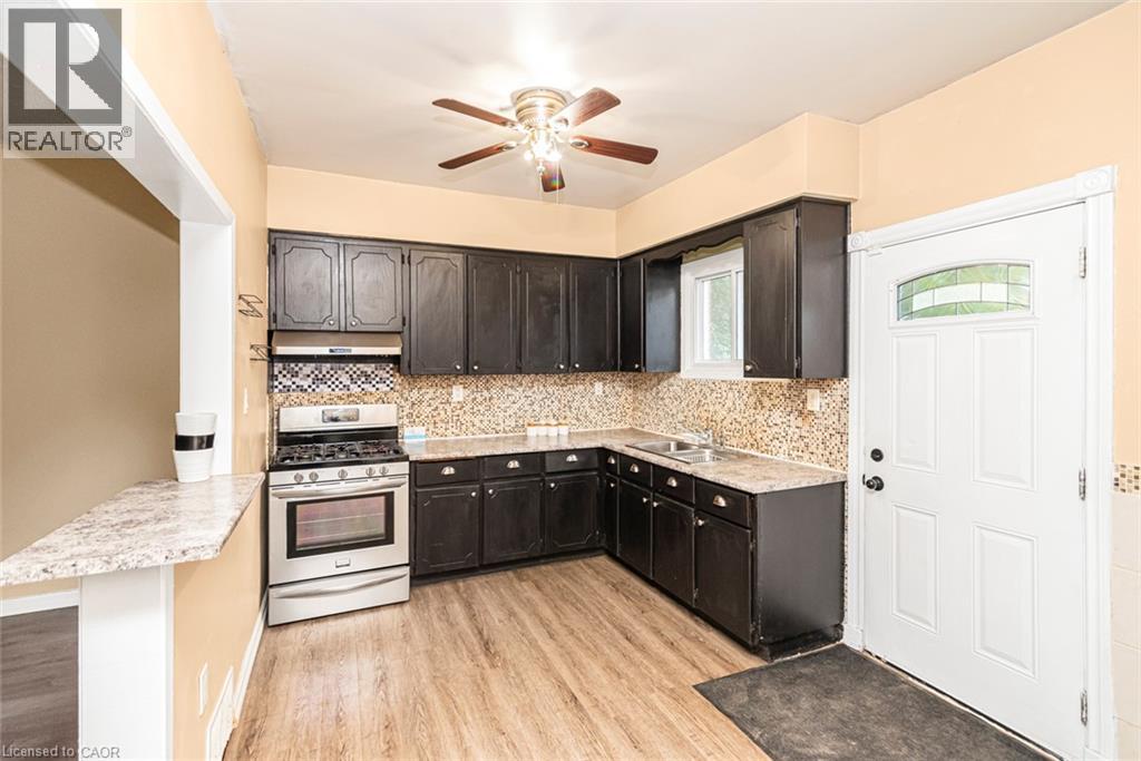 46 Holton Avenue N, Hamilton, Ontario  L8L 6H4 - Photo 14 - 40870699