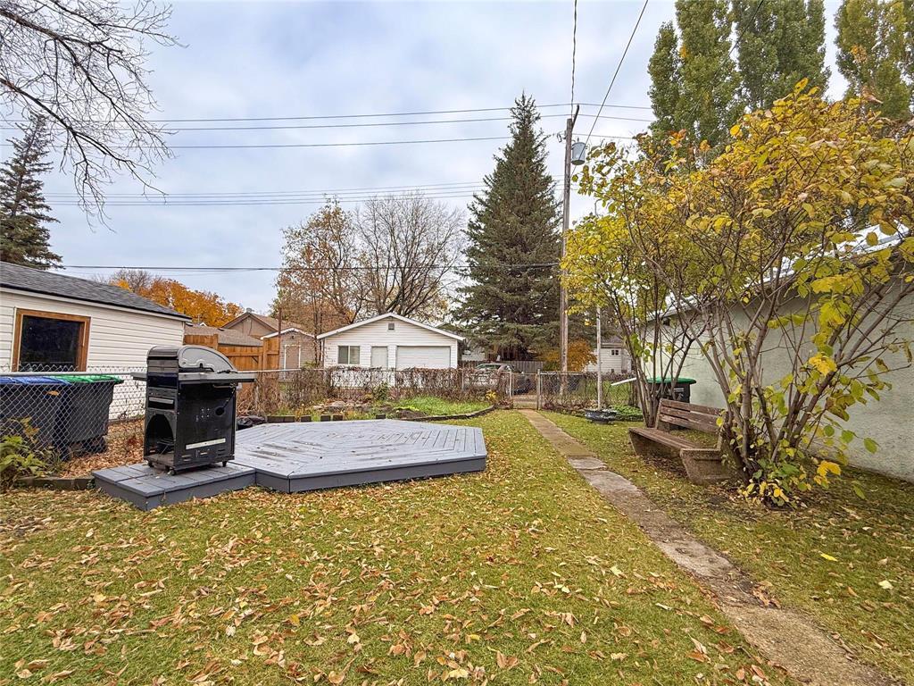 835 7th Street, Brandon, Manitoba  R7A 3T8 - Photo 27 - 202625565