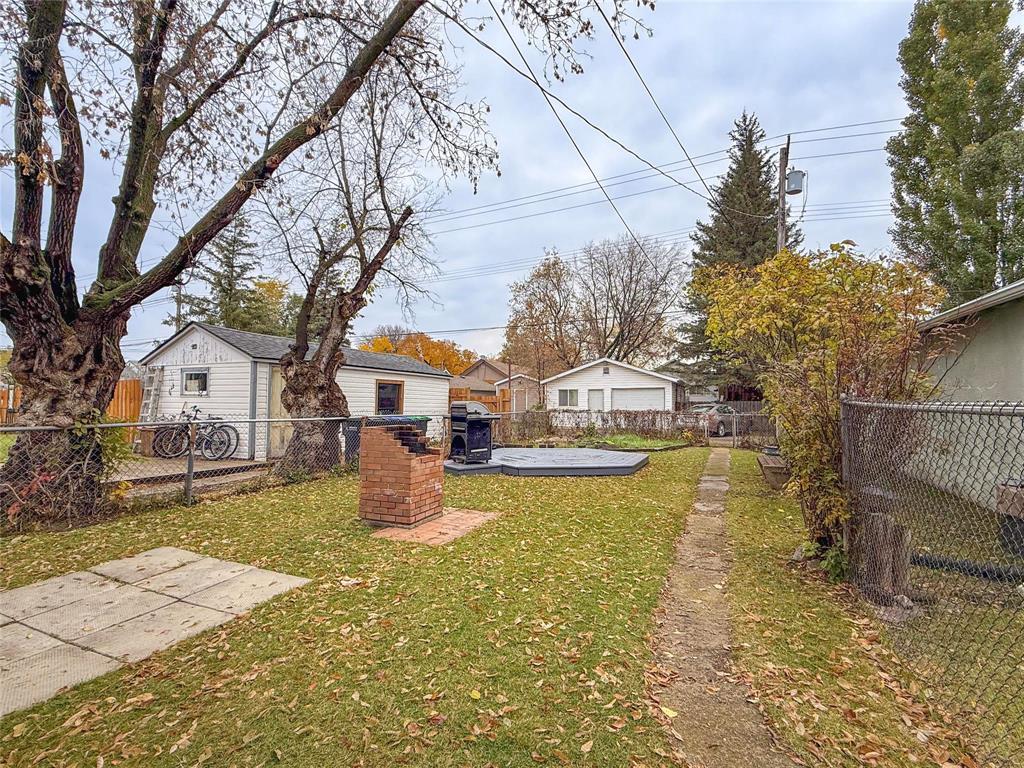 835 7th Street, Brandon, Manitoba  R7A 3T8 - Photo 28 - 202625565