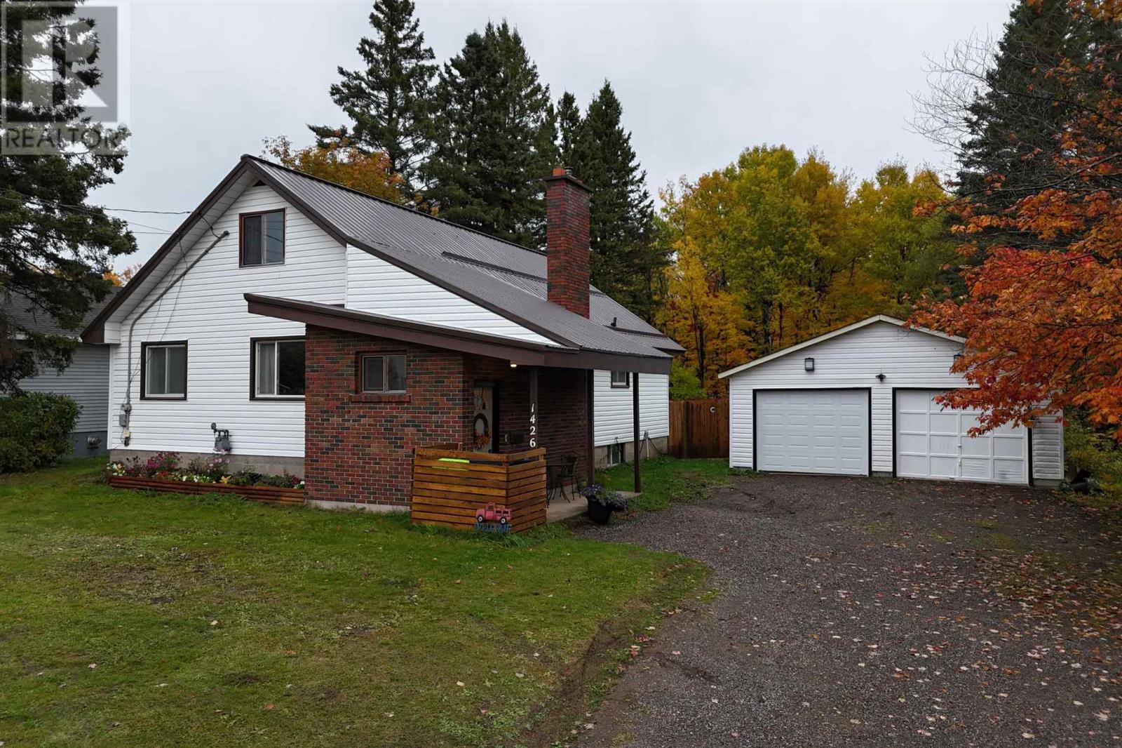 1426 Peoples Rd, Sault Ste. Marie, Ontario  P6C 3W8 - Photo 2 - SM262857