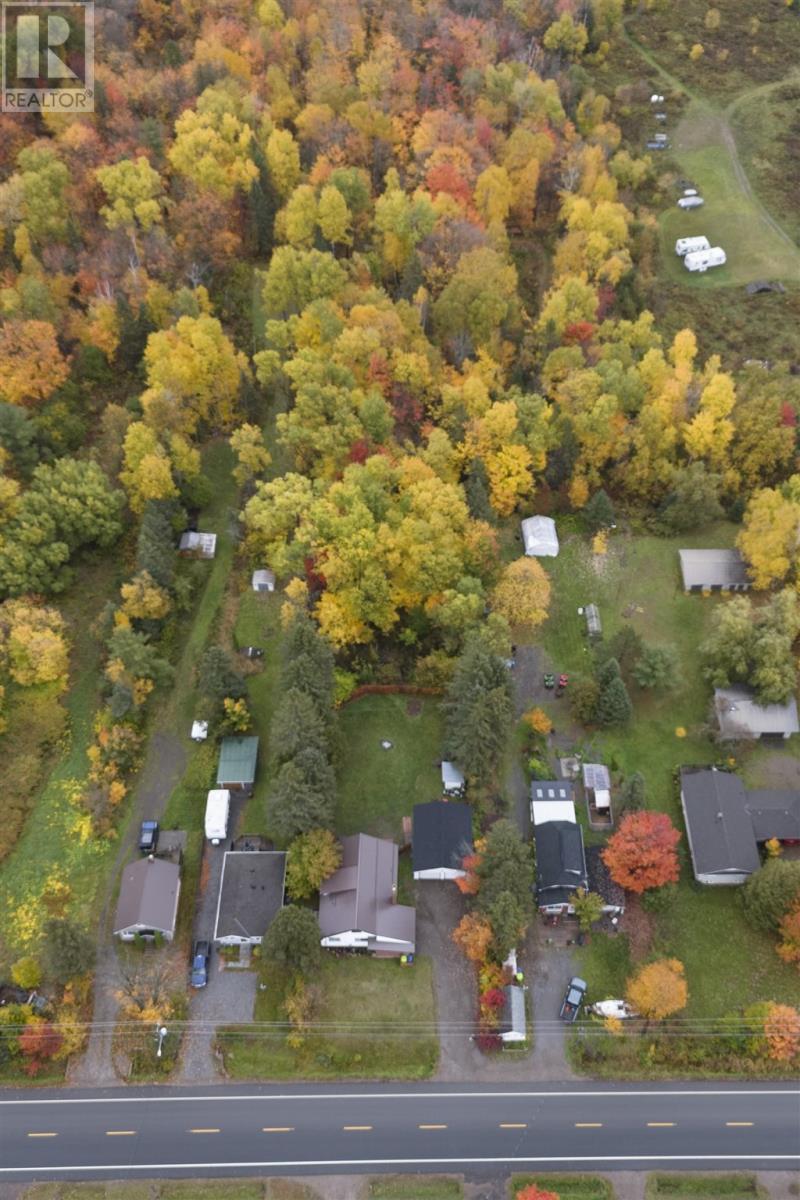 1426 Peoples Rd, Sault Ste. Marie, Ontario  P6C 3W8 - Photo 7 - SM262857