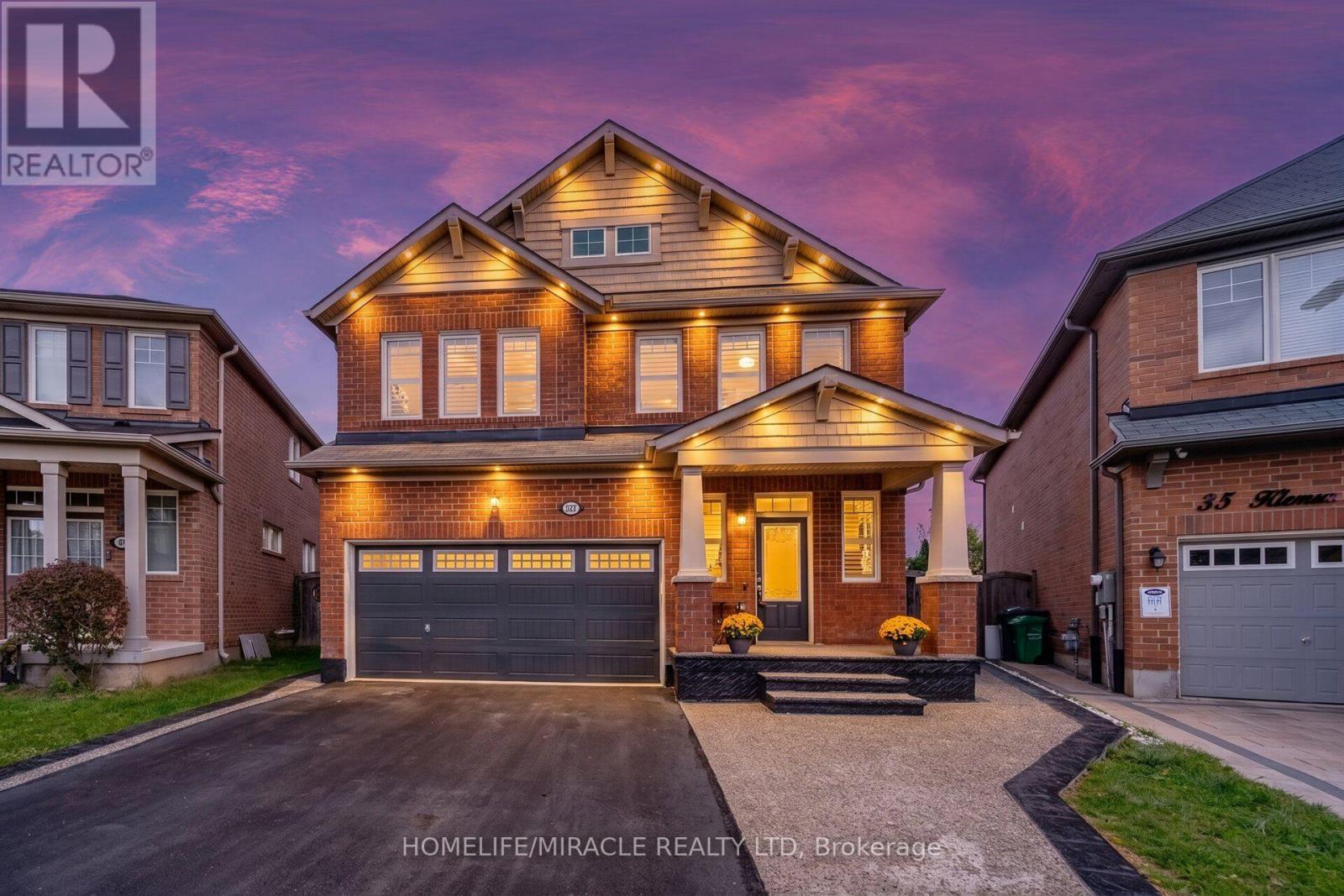 33 KLEMSCOTT ROAD, Brampton, Ontario