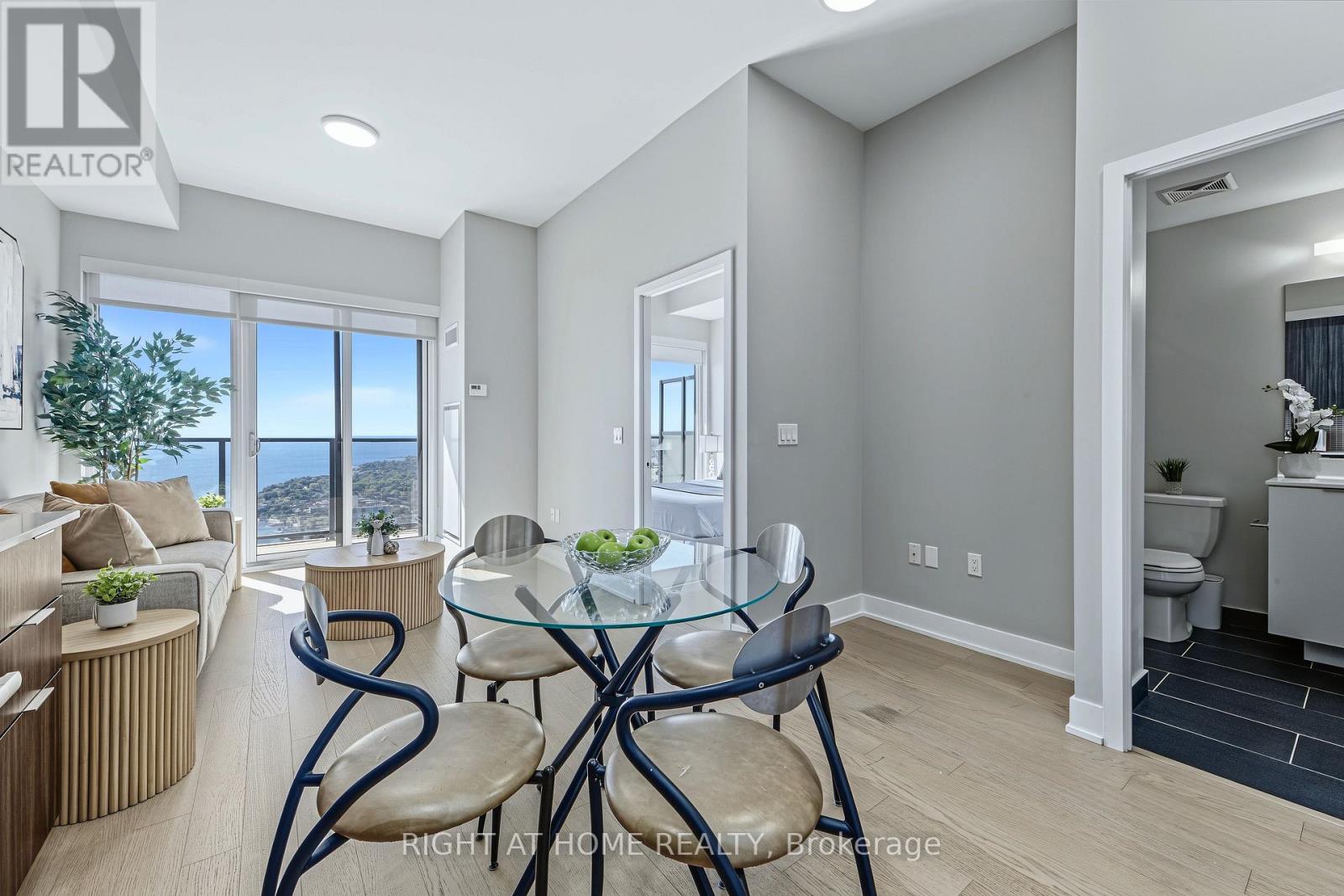 6108 - 30 Shore Breeze Drive, Toronto, Ontario  M8V 0J1 - Photo 3 - W13683092