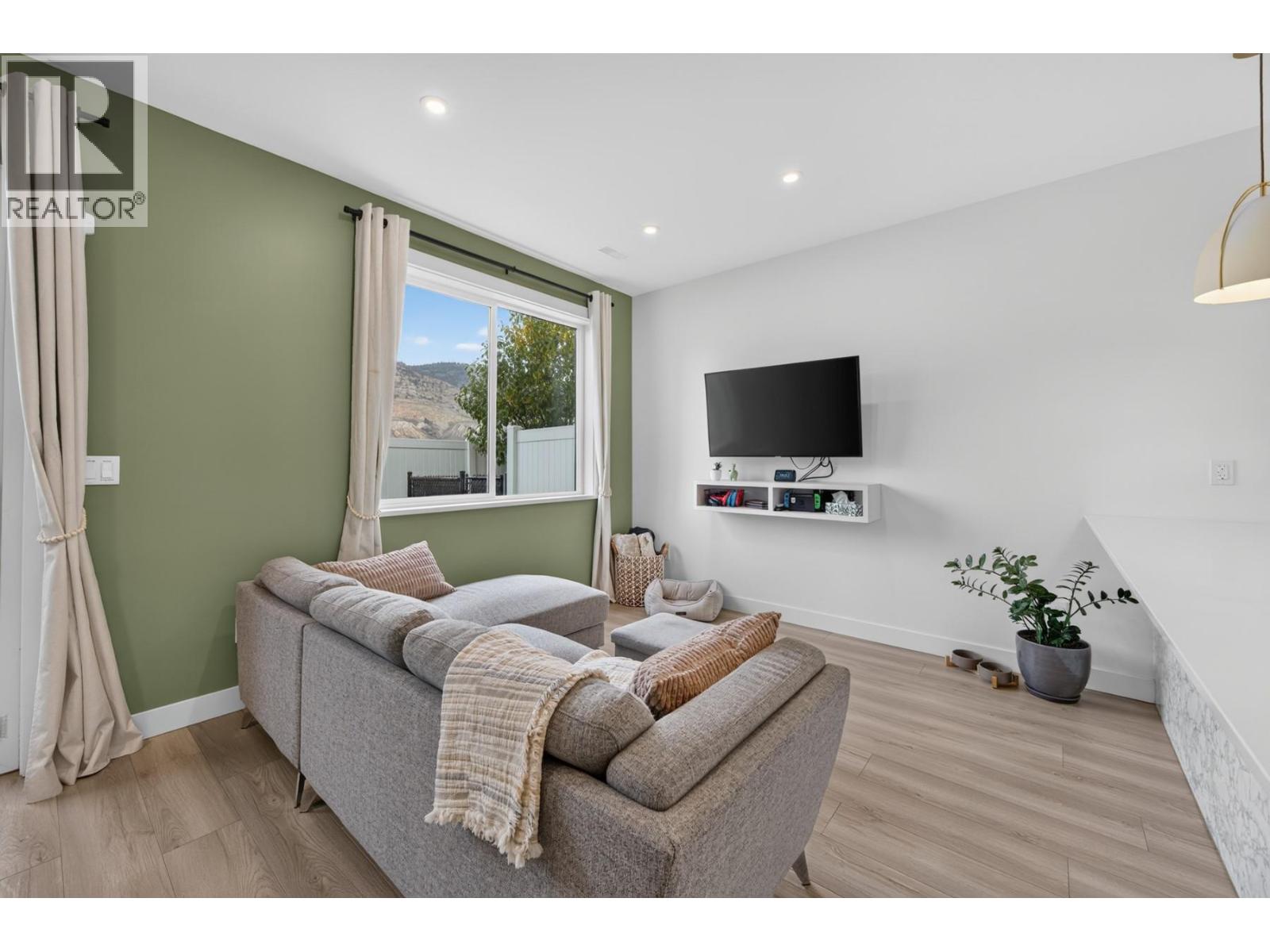 8960 Dallas Drive Unit# 102
