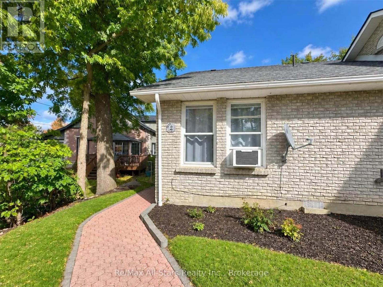 4 - 8 Sherwood Street, Kawartha Lakes, Ontario  K0M 1A0 - Photo 2 - X14028194