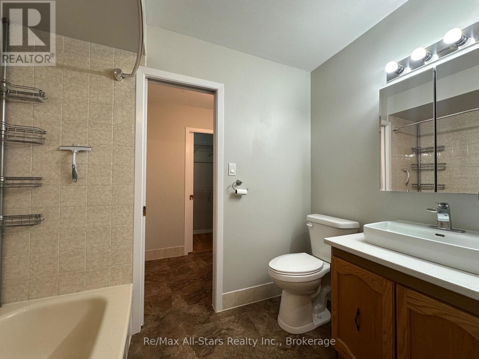 4 - 8 Sherwood Street, Kawartha Lakes, Ontario  K0M 1A0 - Photo 9 - X14028194