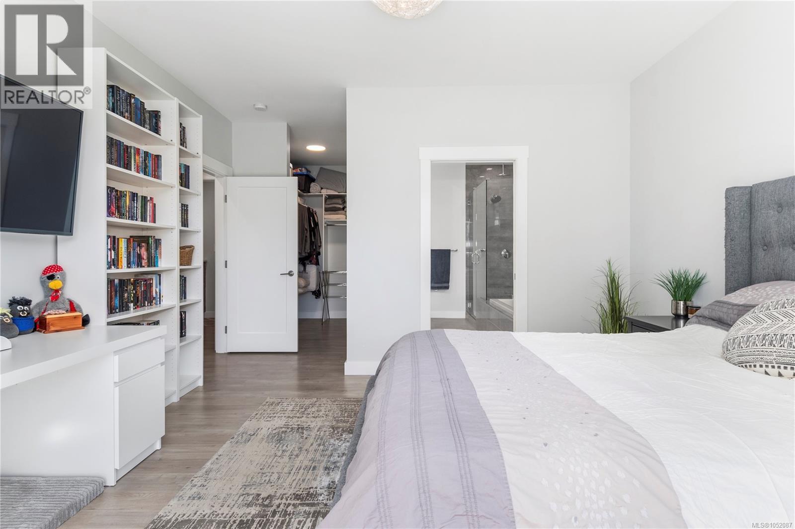 140 WALWORTH Rd