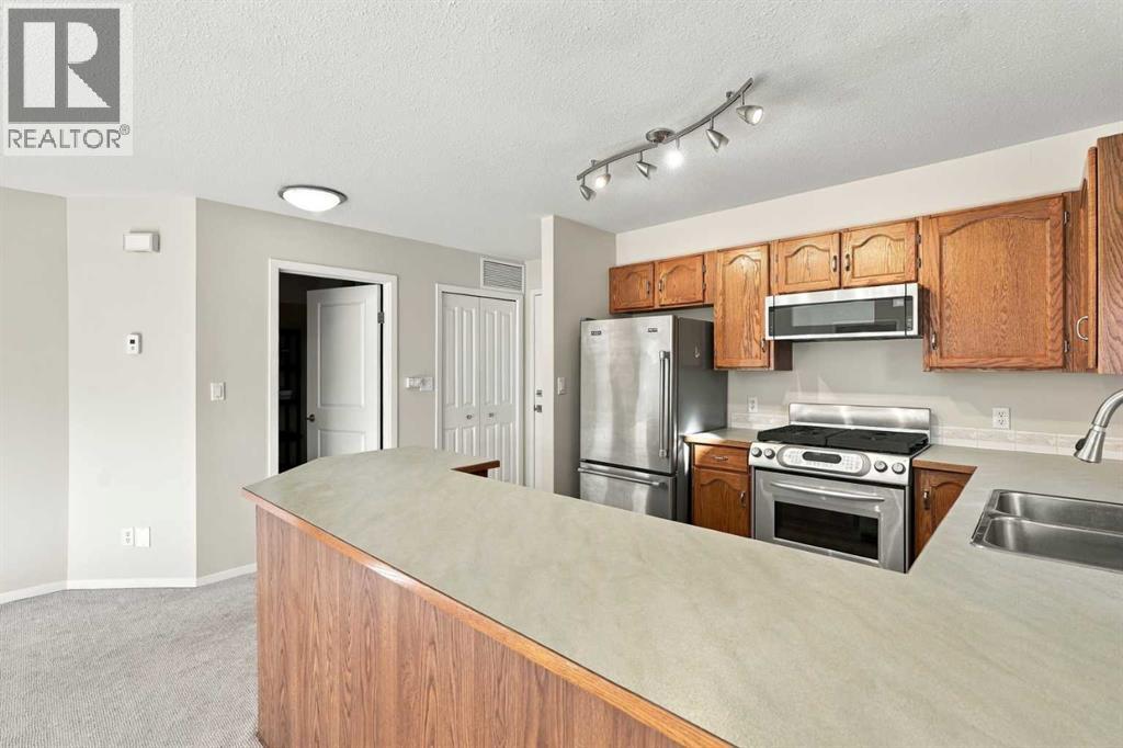 6, 717 7 Street Veterans Way, Canmore, Alberta  T1W 2C4 - Photo 11 - A2344647