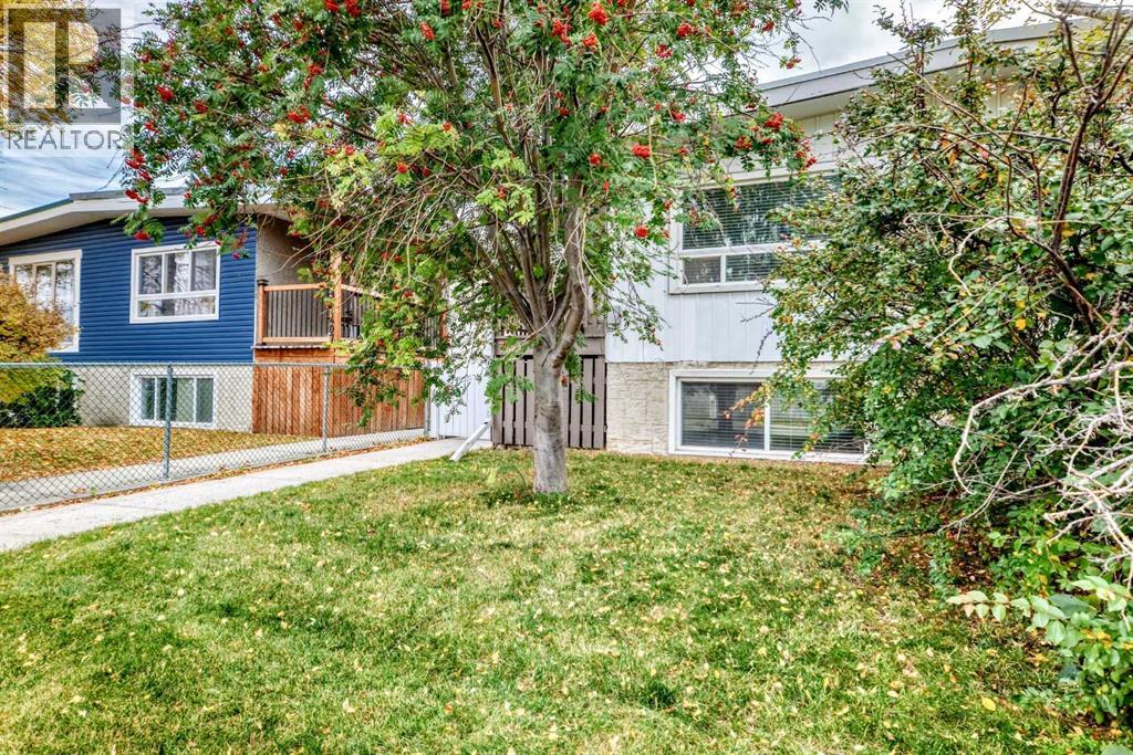 7409 37 Avenue NW Calgary Alberta Canada T3B1W8 5