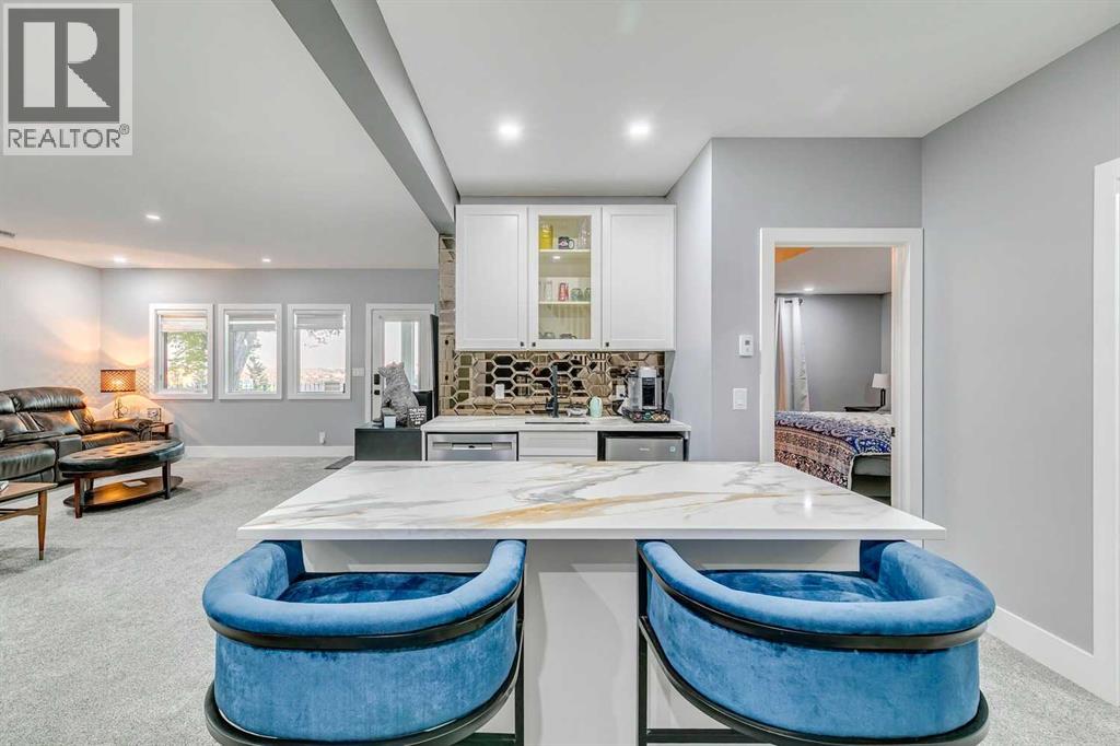 63 Prominence Point Sw, Calgary, Alberta  T3H 3E8 - Photo 32 - A2350469