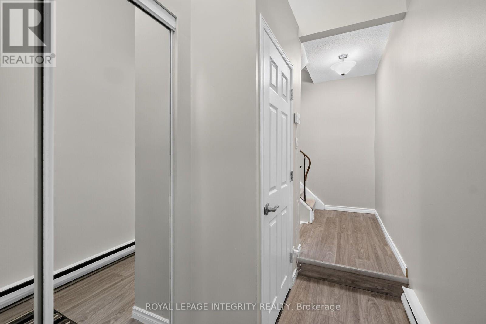 37 - 2155 Eric Crescent, Ottawa, Ontario  K1B 4P6 - Photo 7 - X14028008