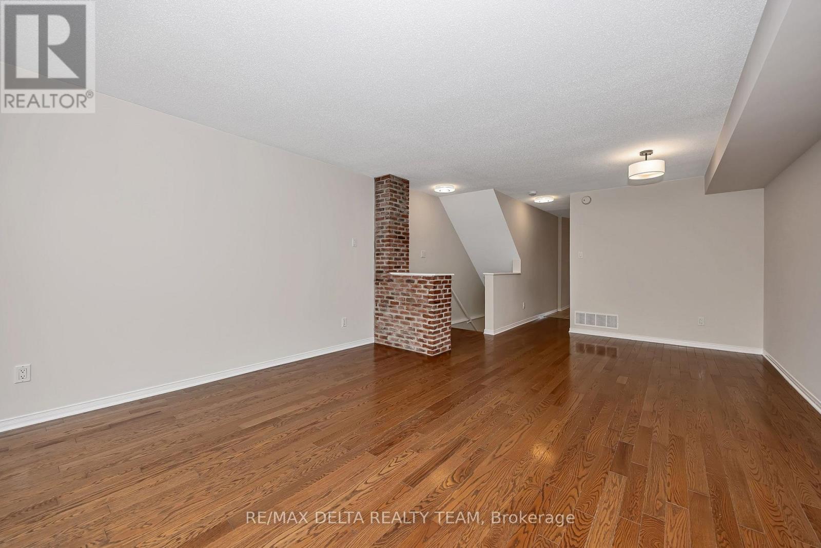 900 Longfields Drive, Ottawa, Ontario  K2J 5K6 - Photo 9 - X14028036