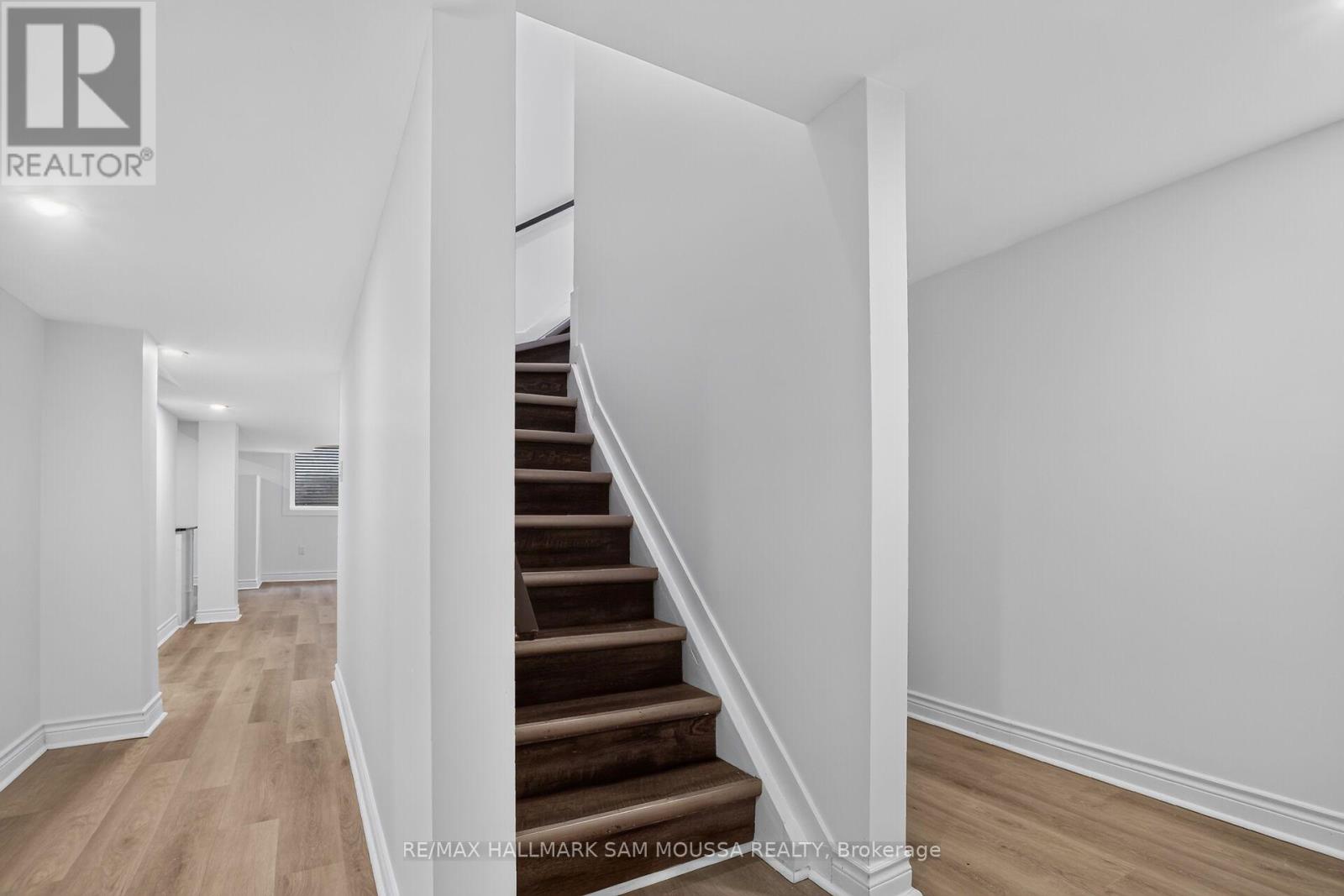 971b Blythdale Road, Ottawa, Ontario  K2A 3N9 - Photo 6 - X14028098
